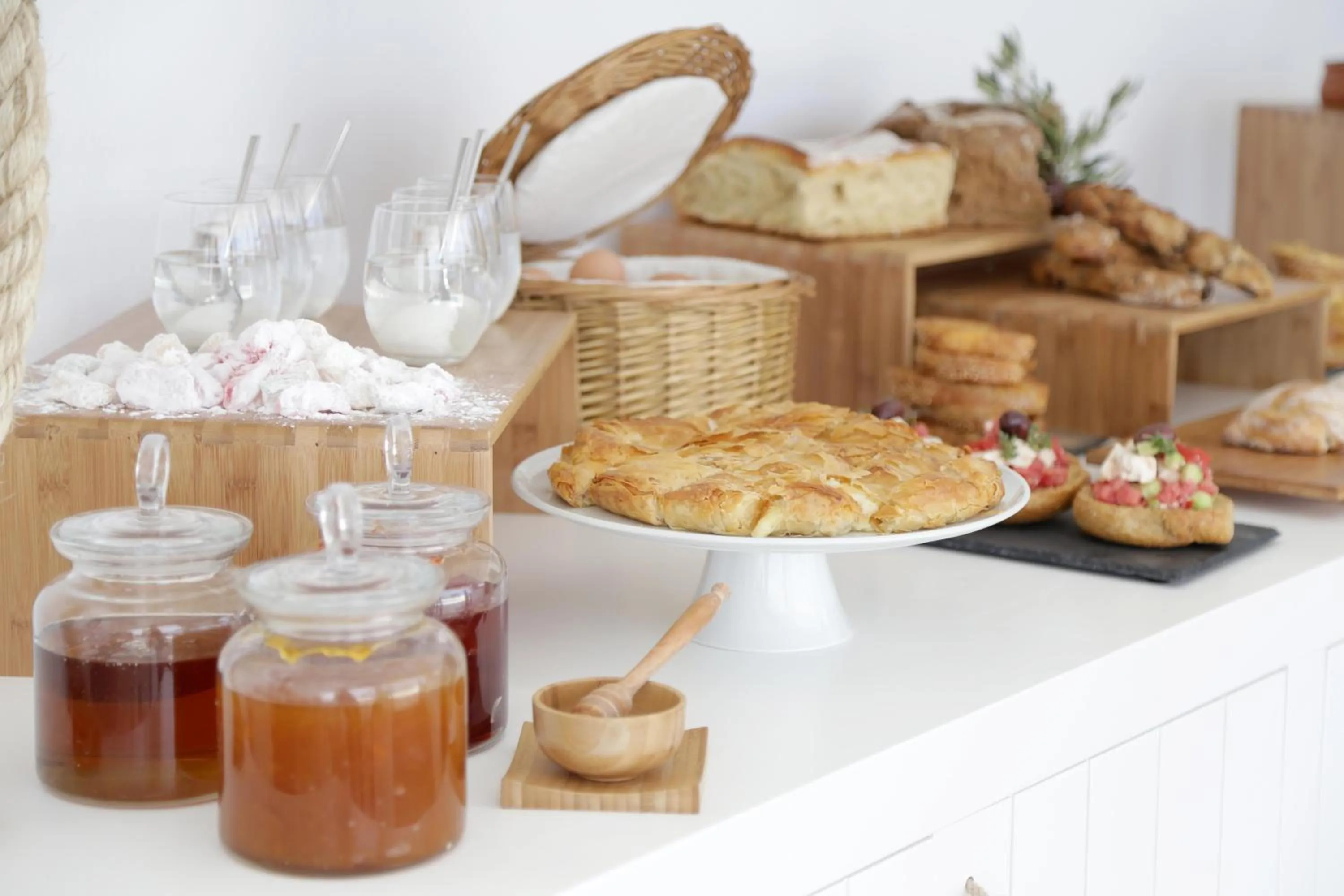 Restaurant/places to eat in Livin Mykonos Hotel - Adults Only