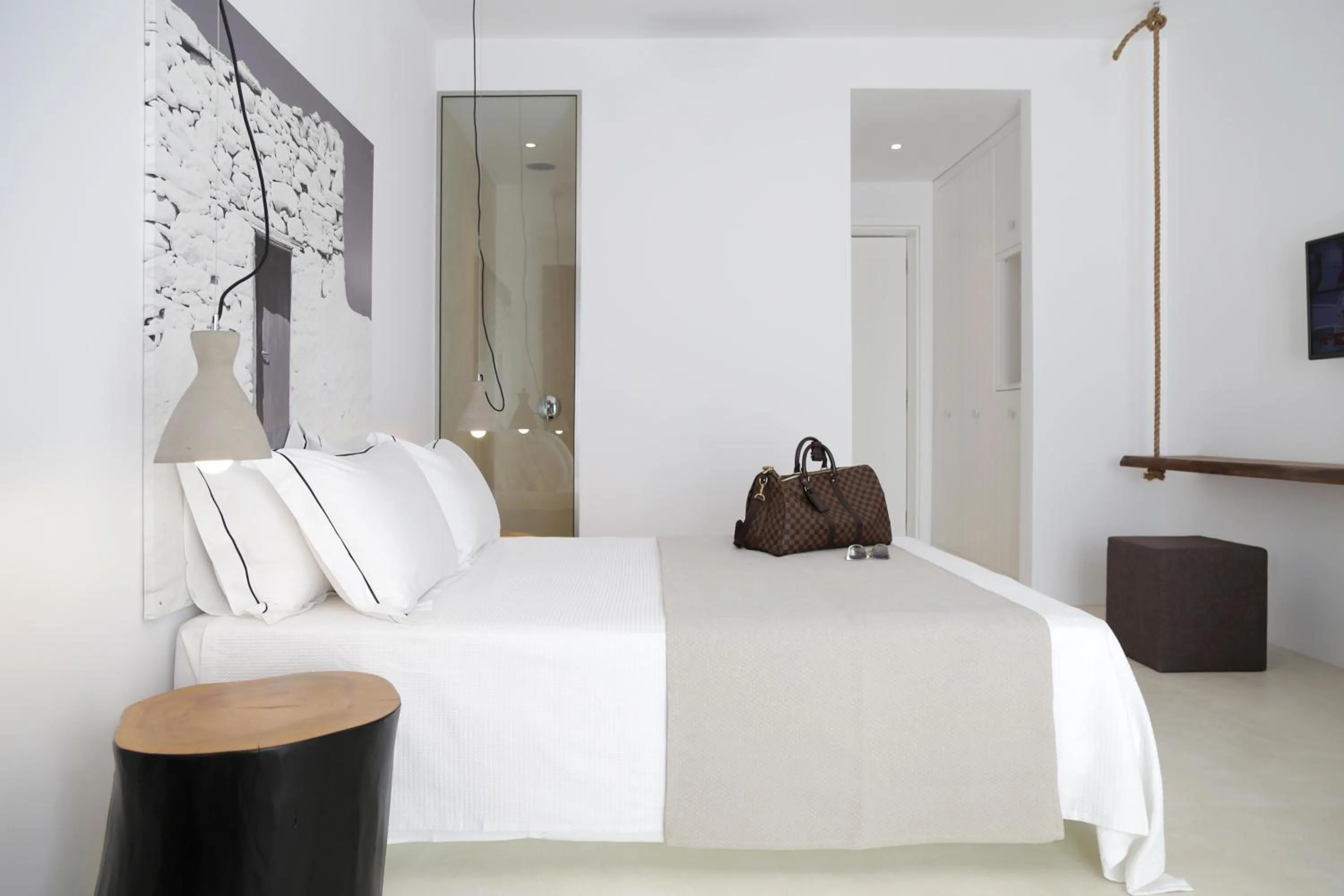 Photo of the whole room, Bed in Livin Mykonos Hotel - Adults Only