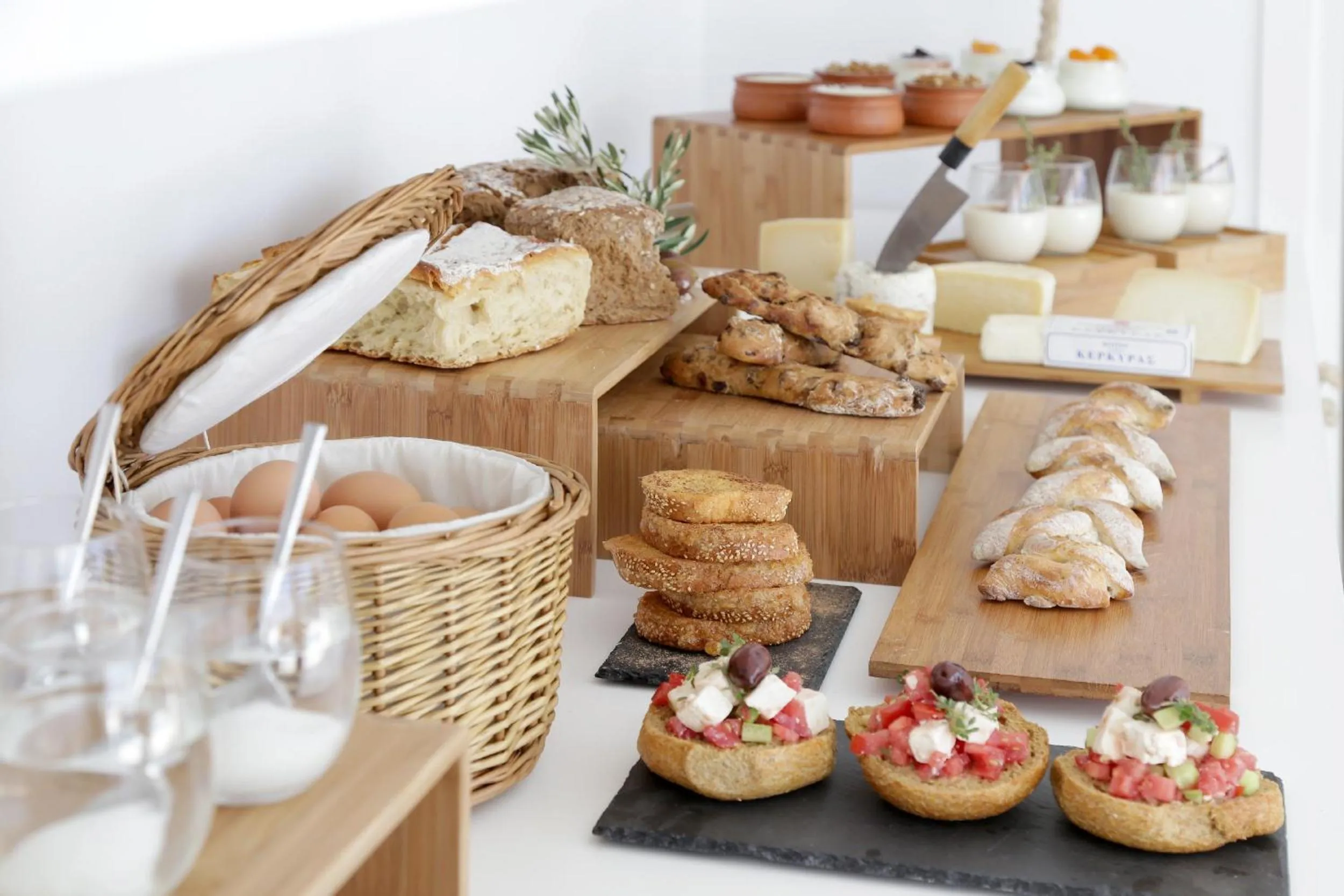 Meals in Livin Mykonos Hotel - Adults Only