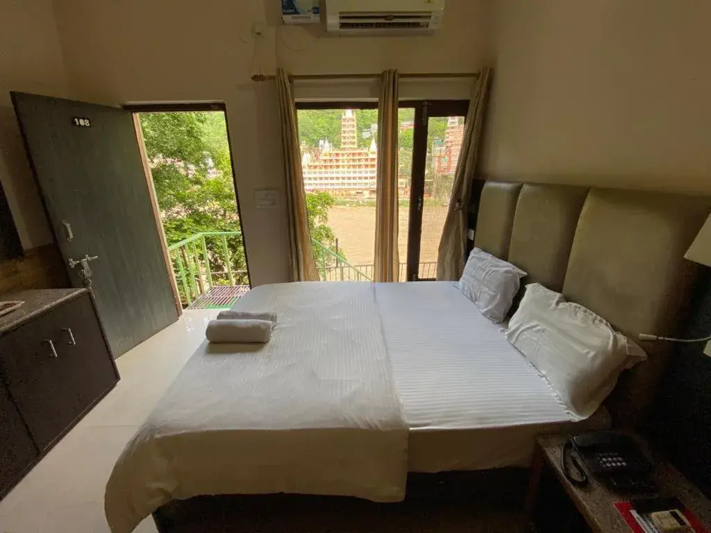 Bed in Kunwar Residency Bed in Kunwar Residency