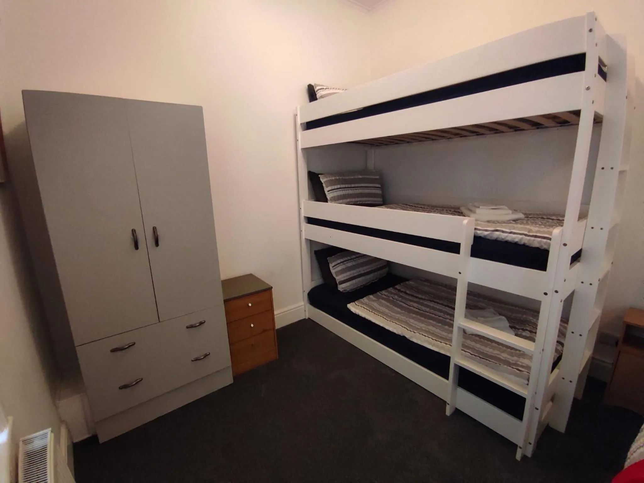 Bed in Willin House Hotel