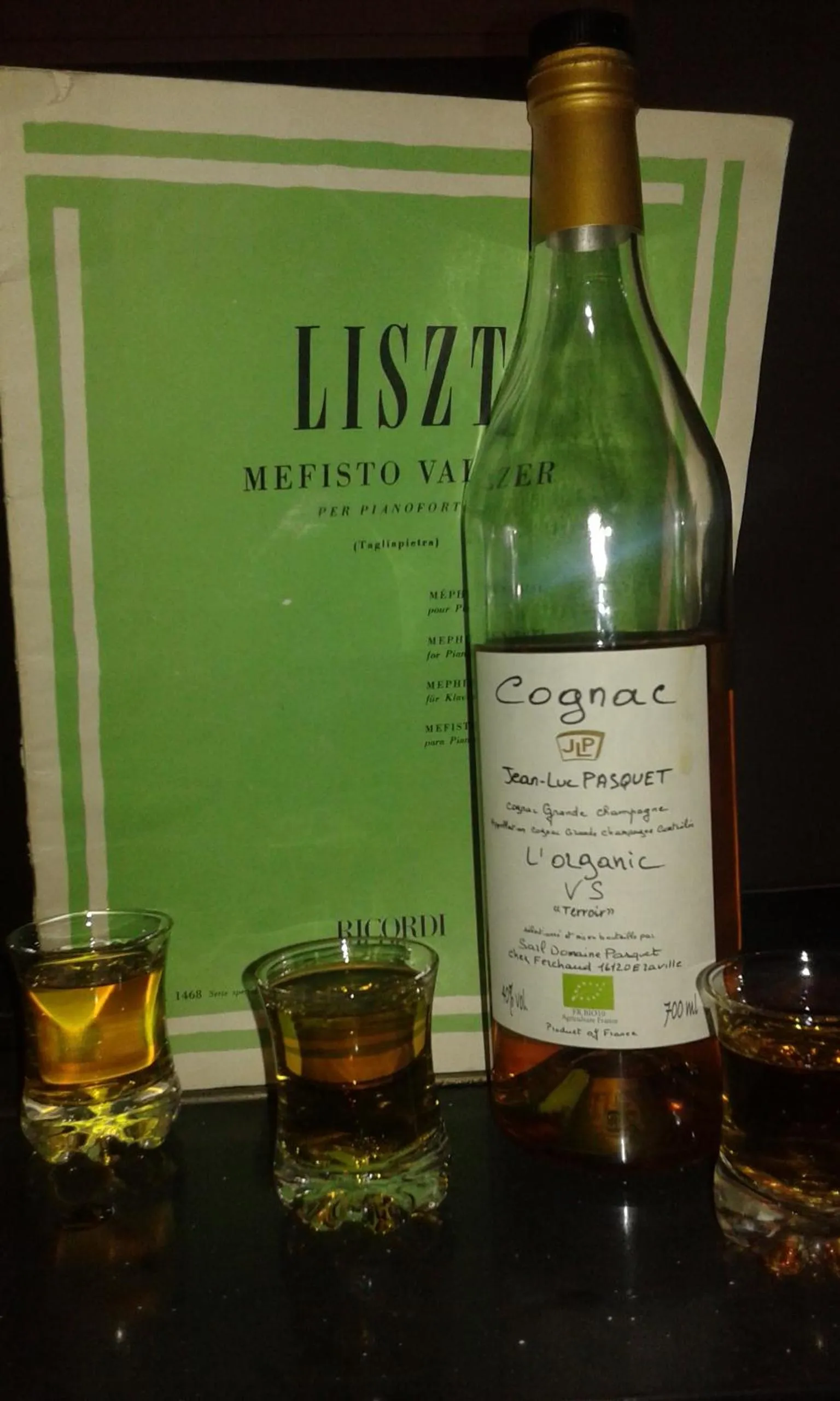 Alcoholic drinks in La Cure du Maine Charles