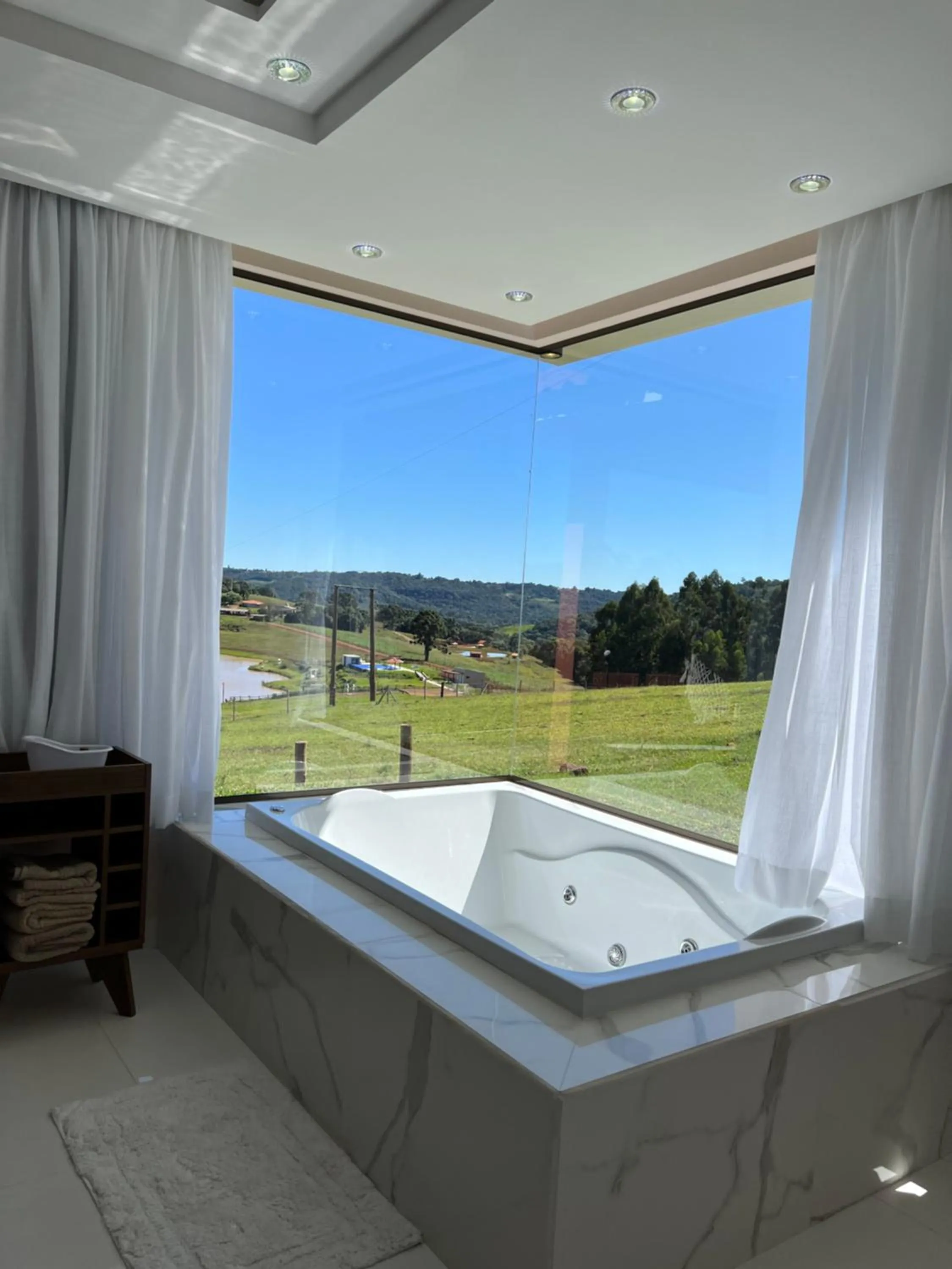 Hot Tub in Hope Valley Adventure Resort