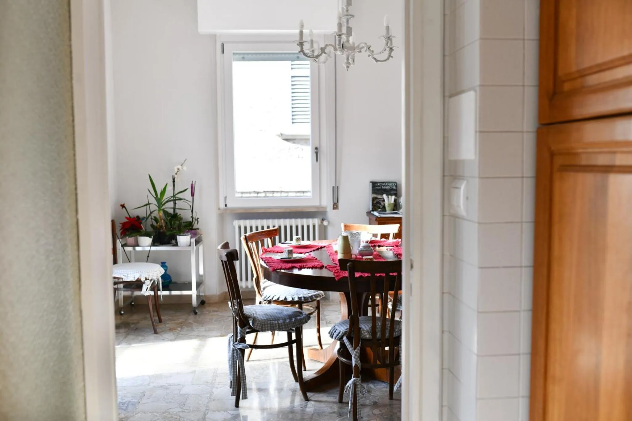 Decorative detail in B&B Porta Romana-Language And Art