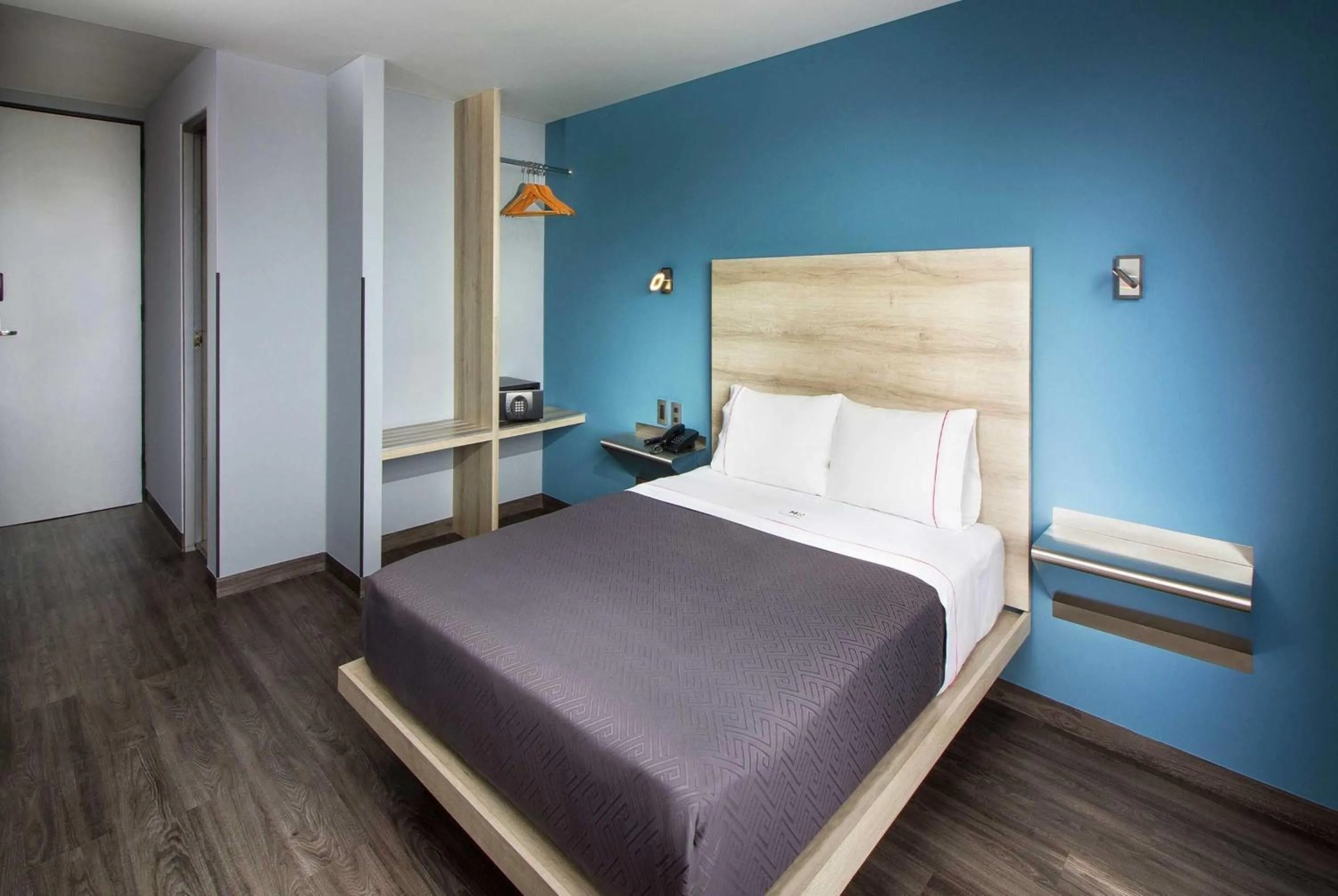 Photo of the whole room, Bed in Hotel MX lagunilla CDMX, Trademark Collection by Wyndham