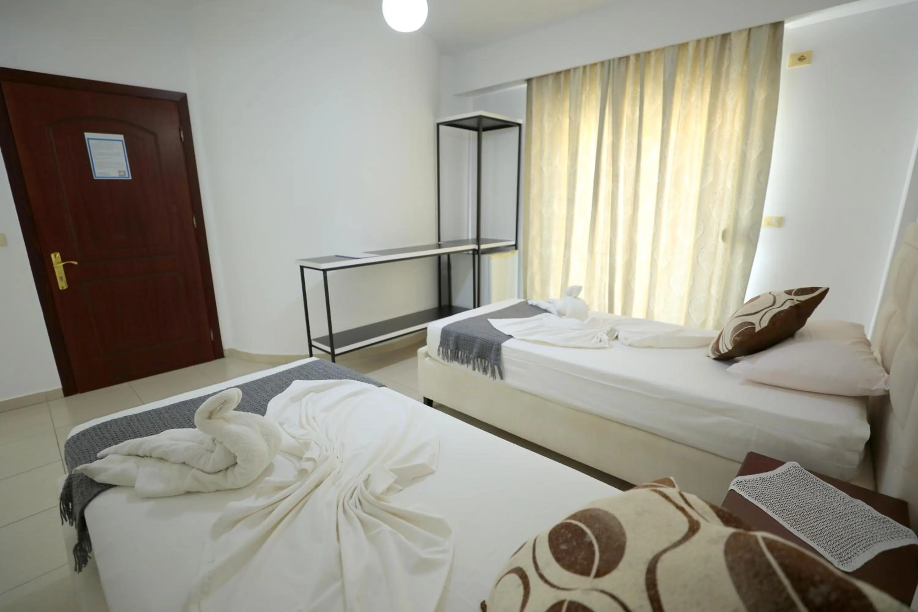 Photo of the whole room in Hotel Soan