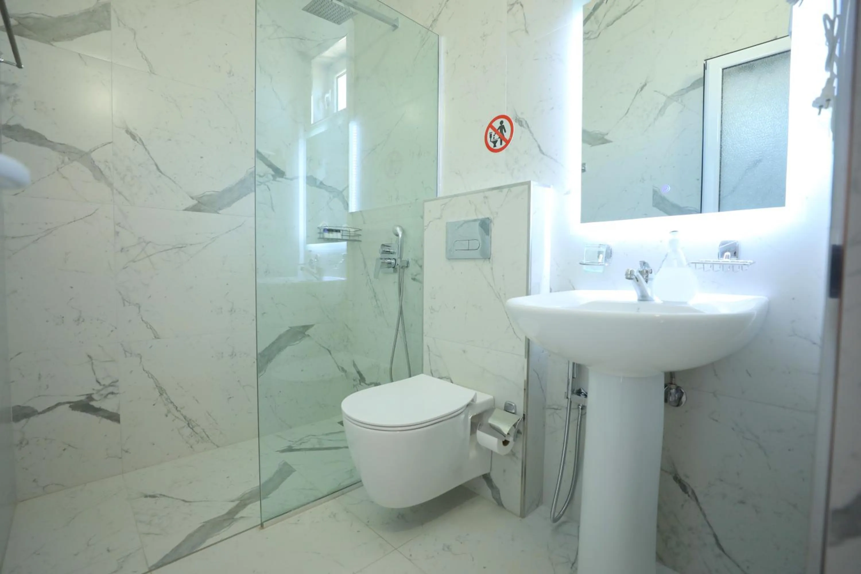 Toilet in Hotel Soan