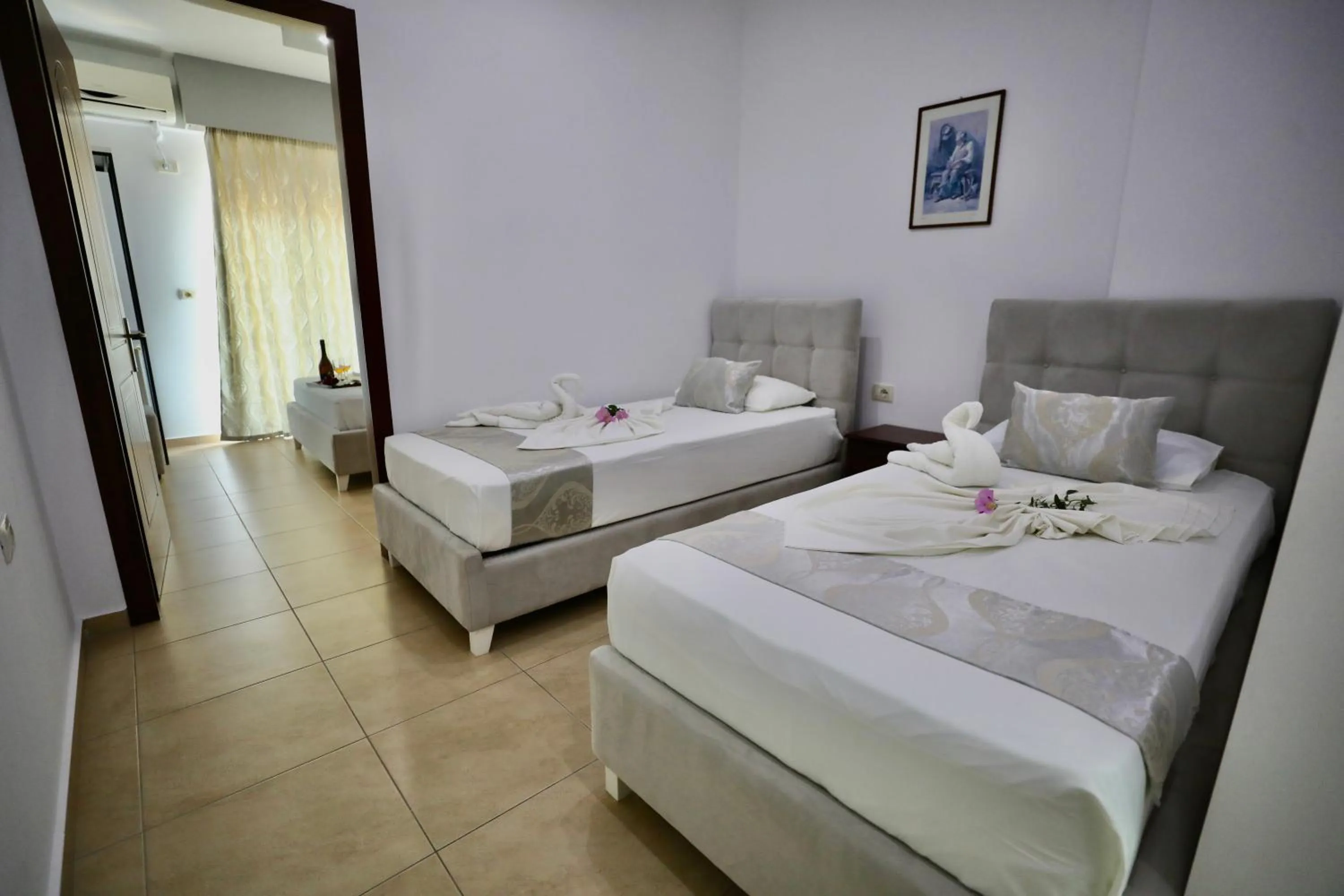 Photo of the whole room in Hotel Soan