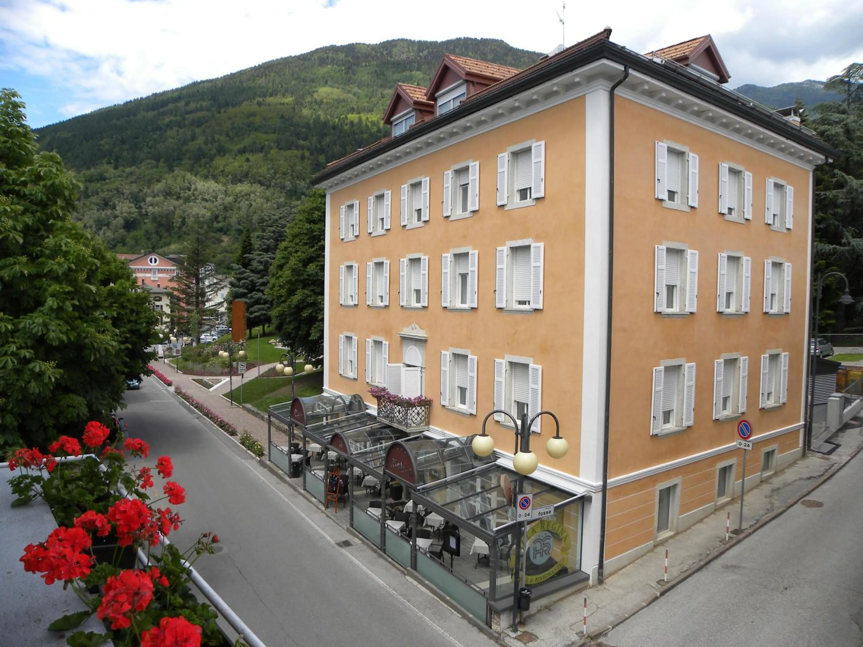 Street view in Hotel Villa Regina