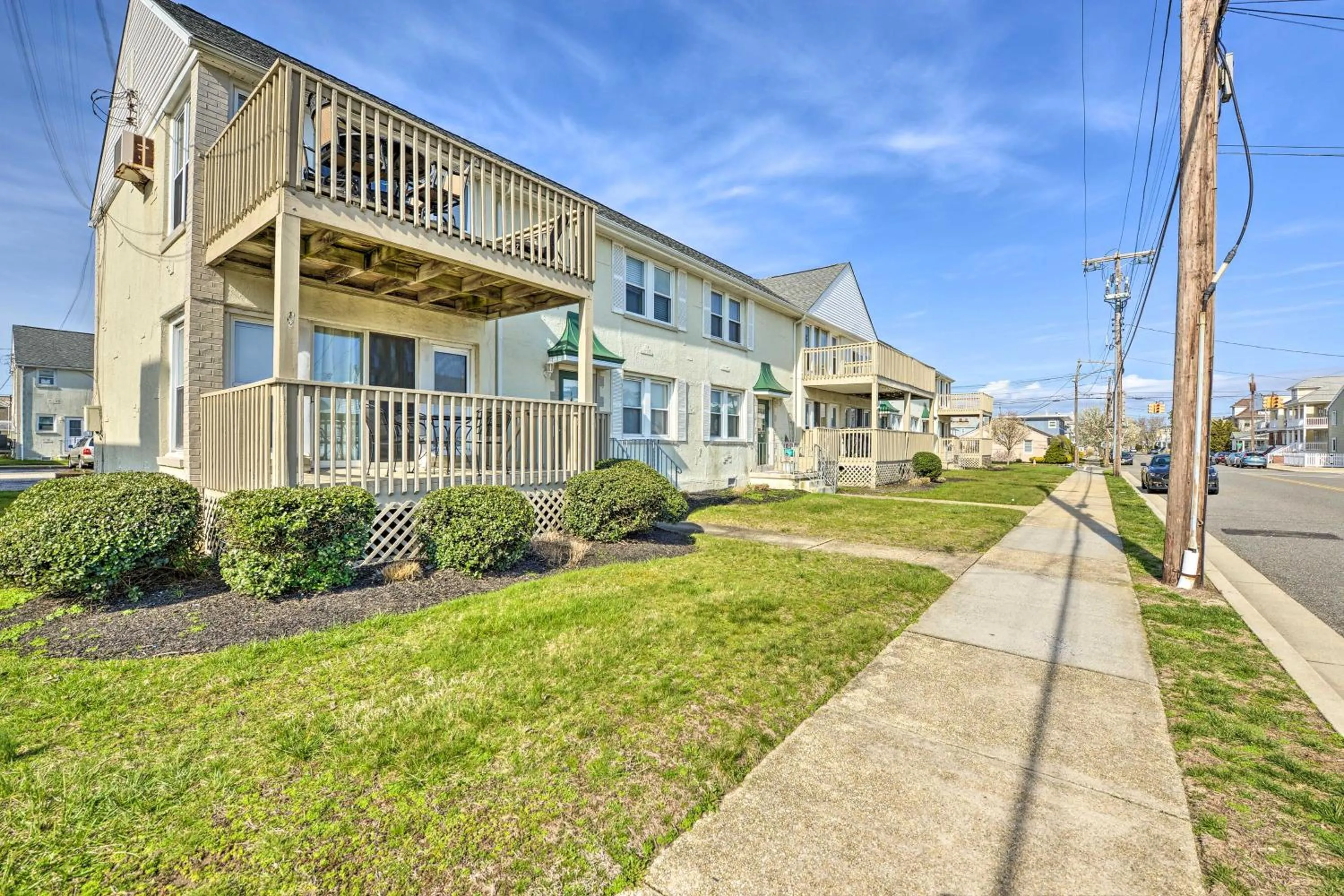 Wildwood Crest Condo 2 Blocks to Beach!