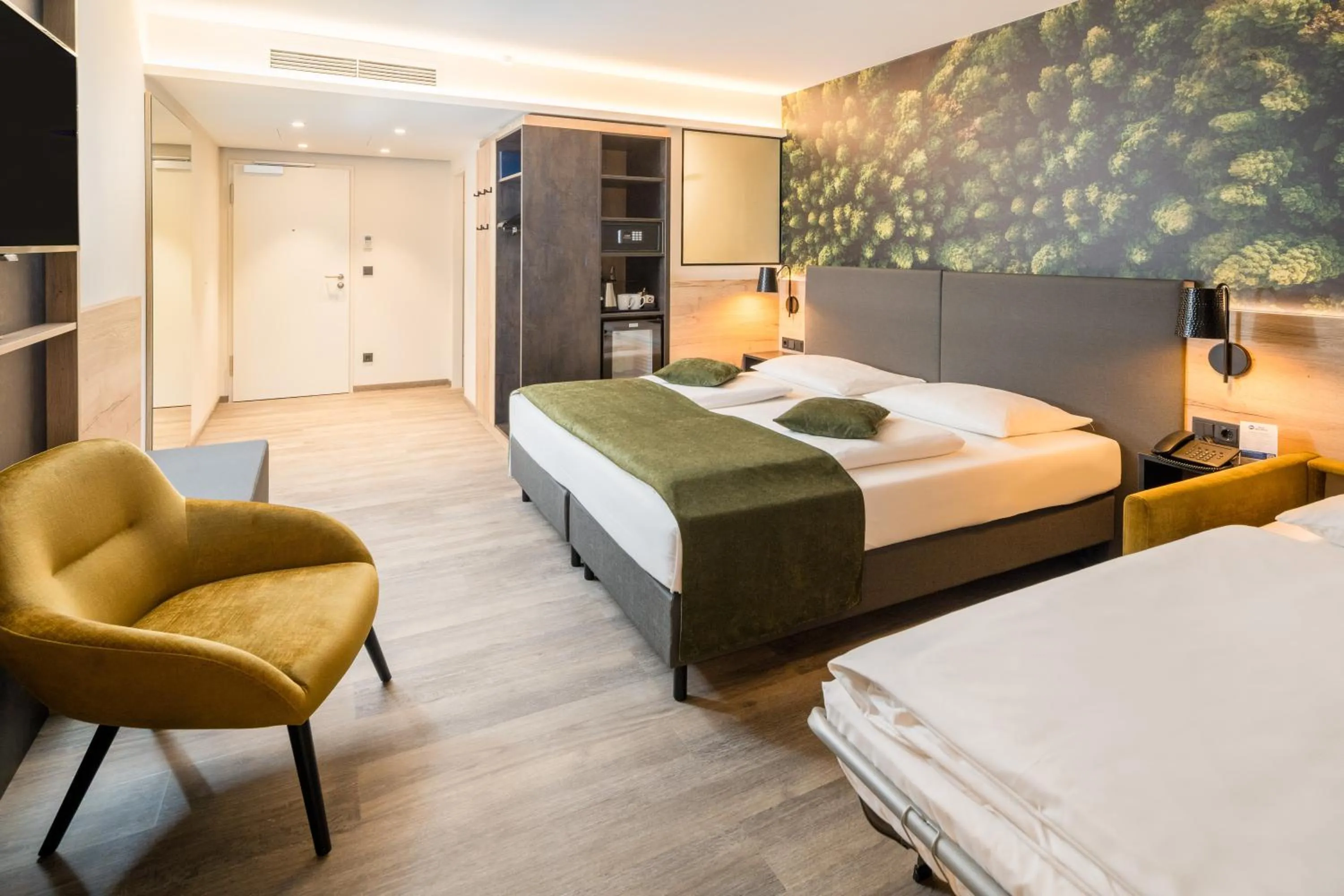 Photo of the whole room, Bed in Best Western Hotel München Airport