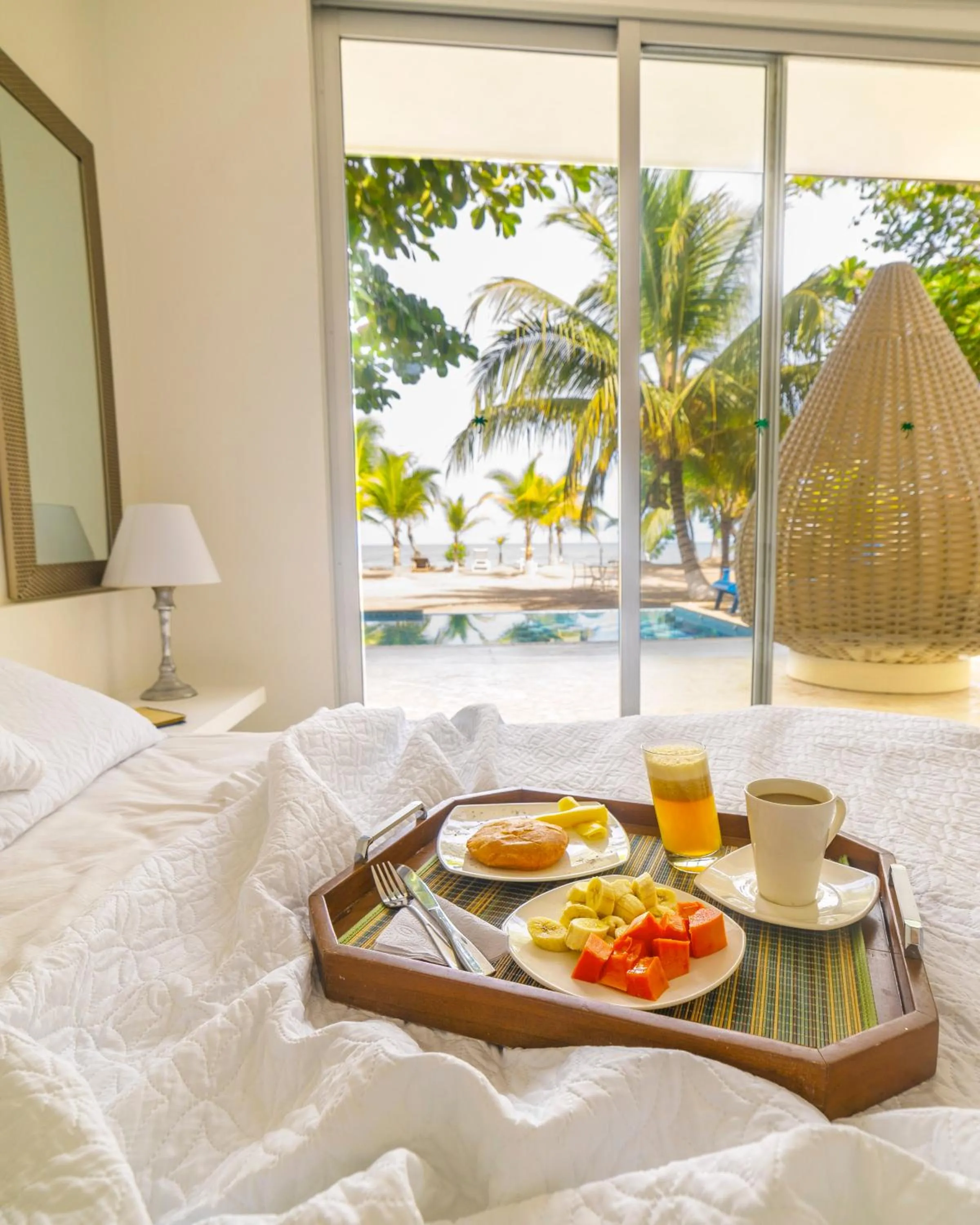 Breakfast, Bed in Quinta del Mar La Joya