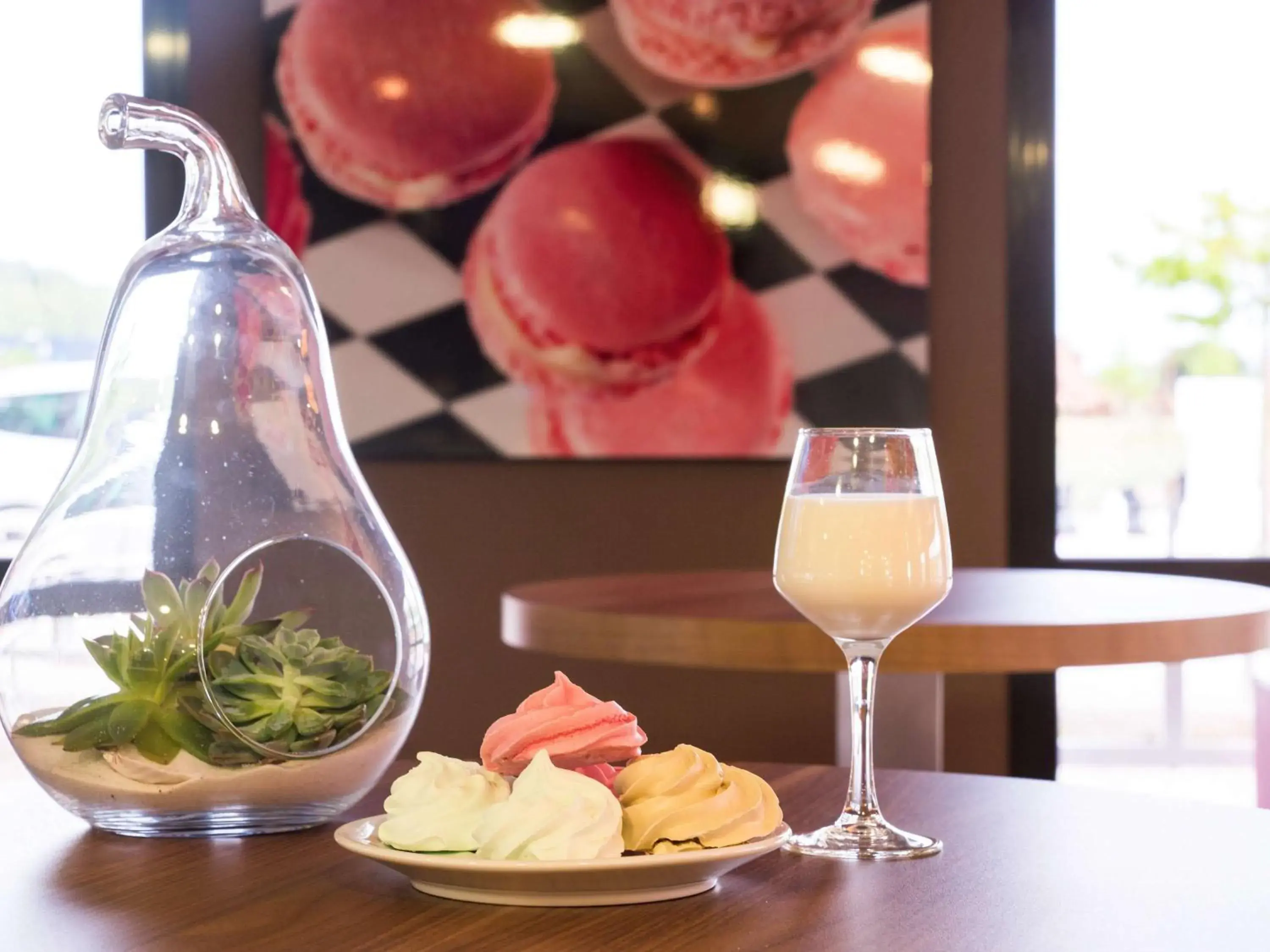 Lounge or bar in ibis Styles Castres Lounge or bar in ibis Styles Castres