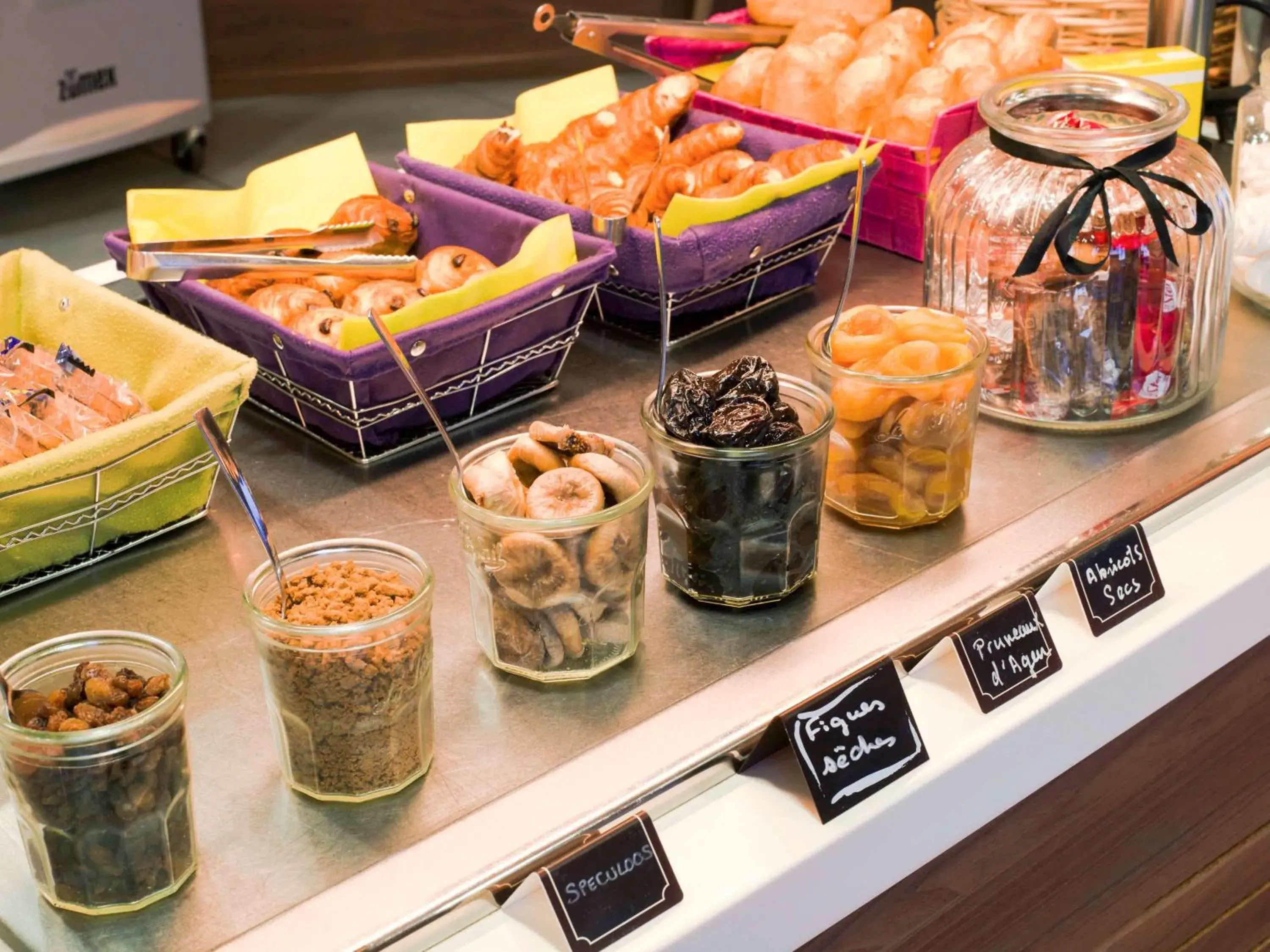 Restaurant/places to eat in ibis Styles Castres Restaurant/places to eat in ibis Styles Castres
