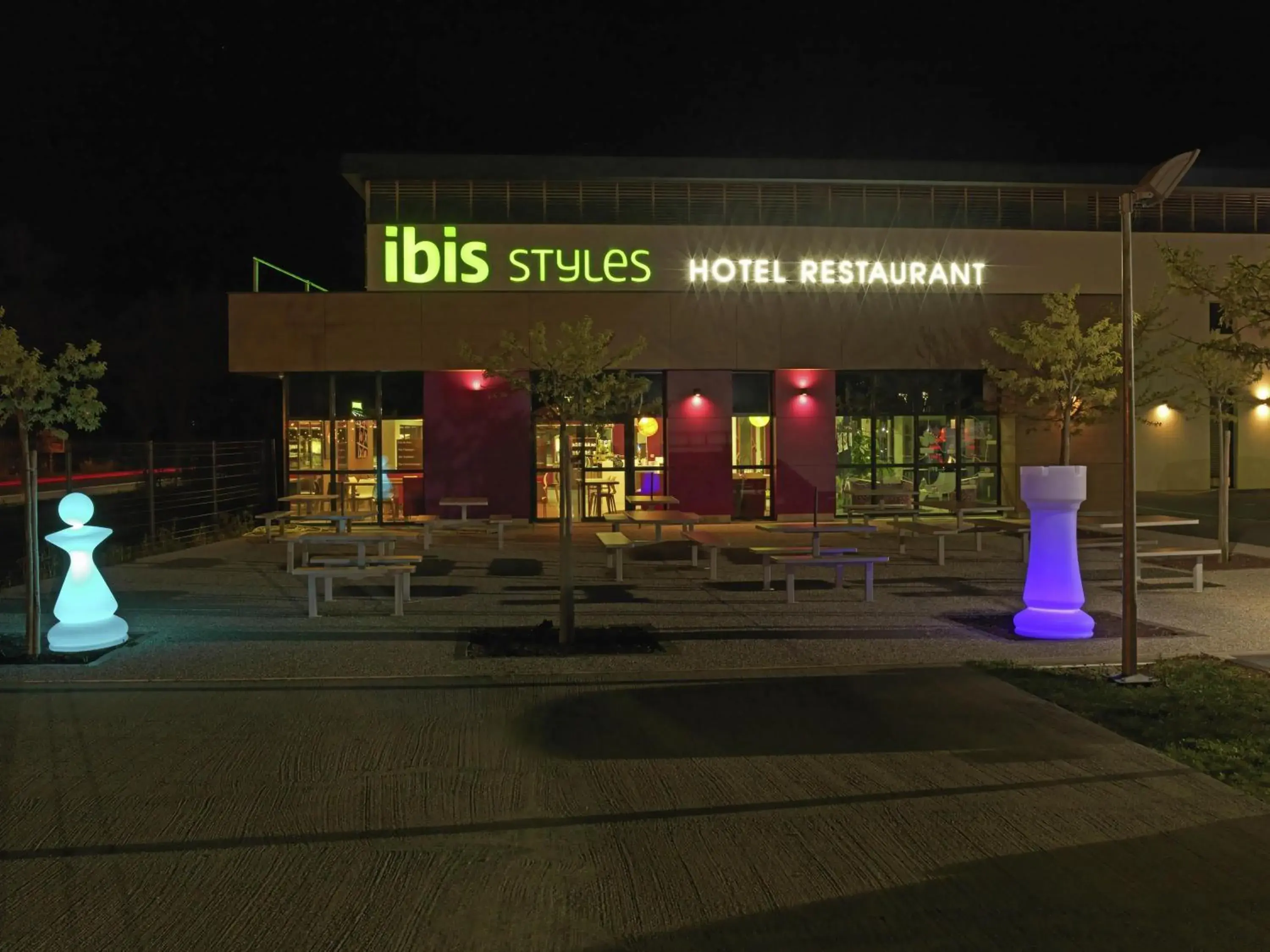 Lounge or bar in ibis Styles Castres Lounge or bar in ibis Styles Castres