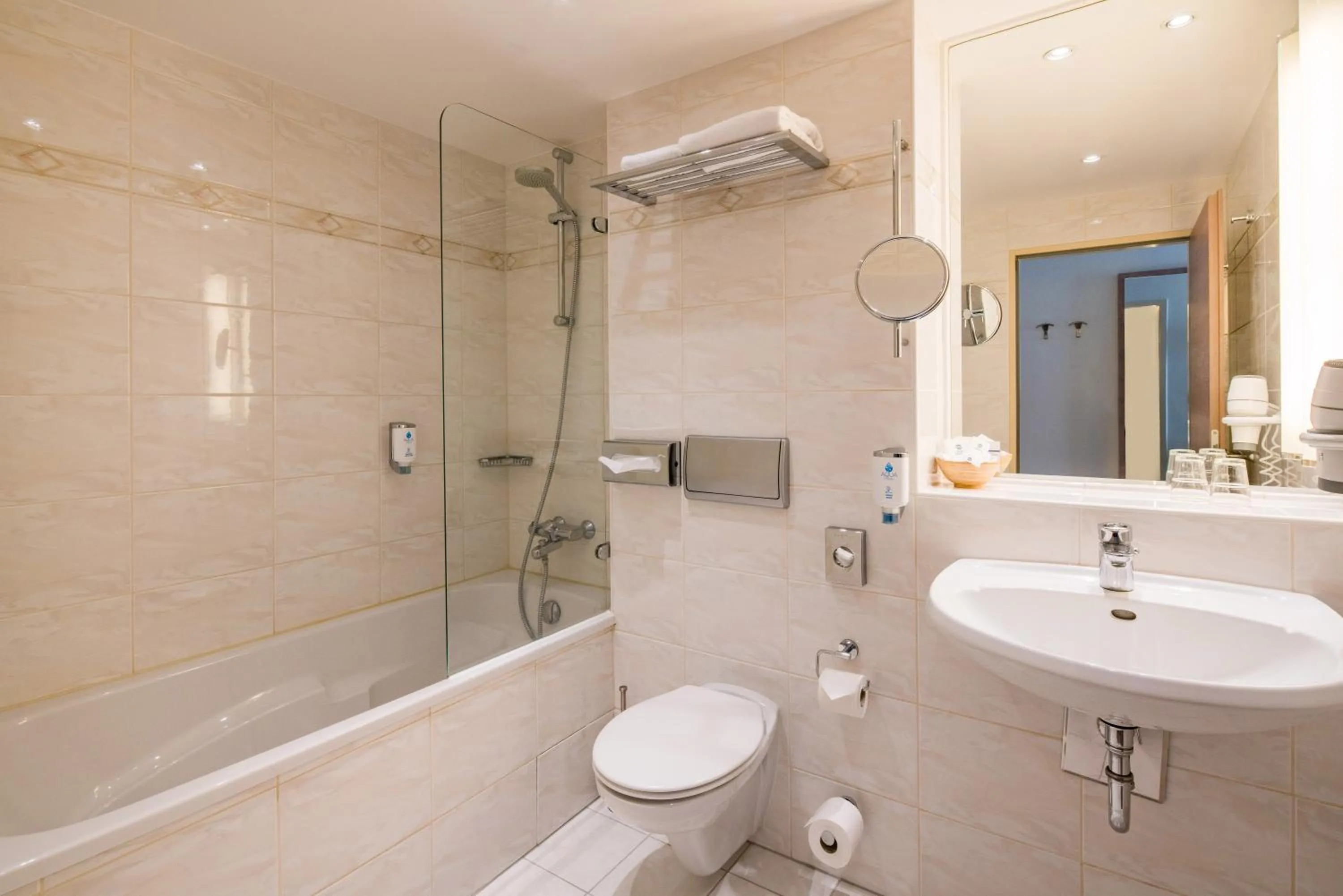 Bathroom in Best Western Hotel Kantstrasse Berlin