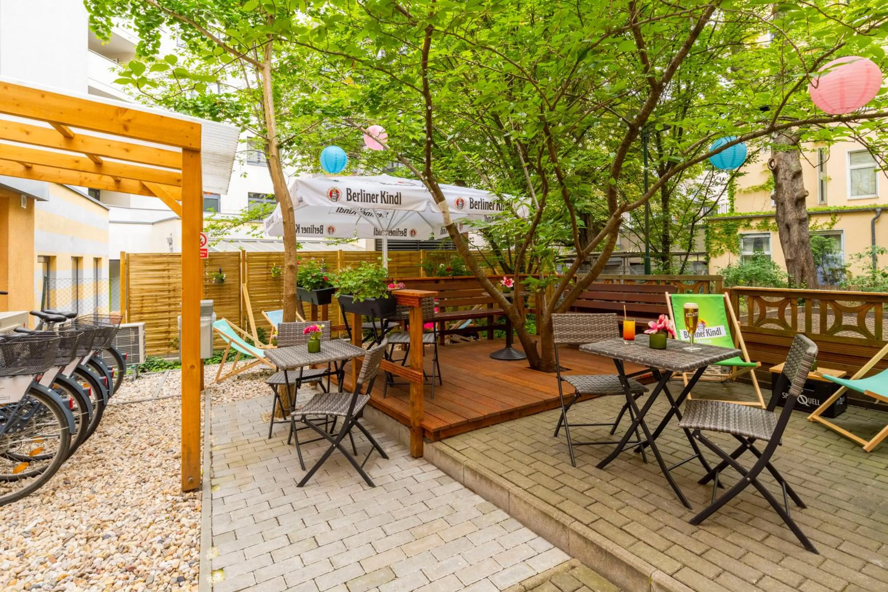 Patio in Best Western Hotel Kantstrasse Berlin