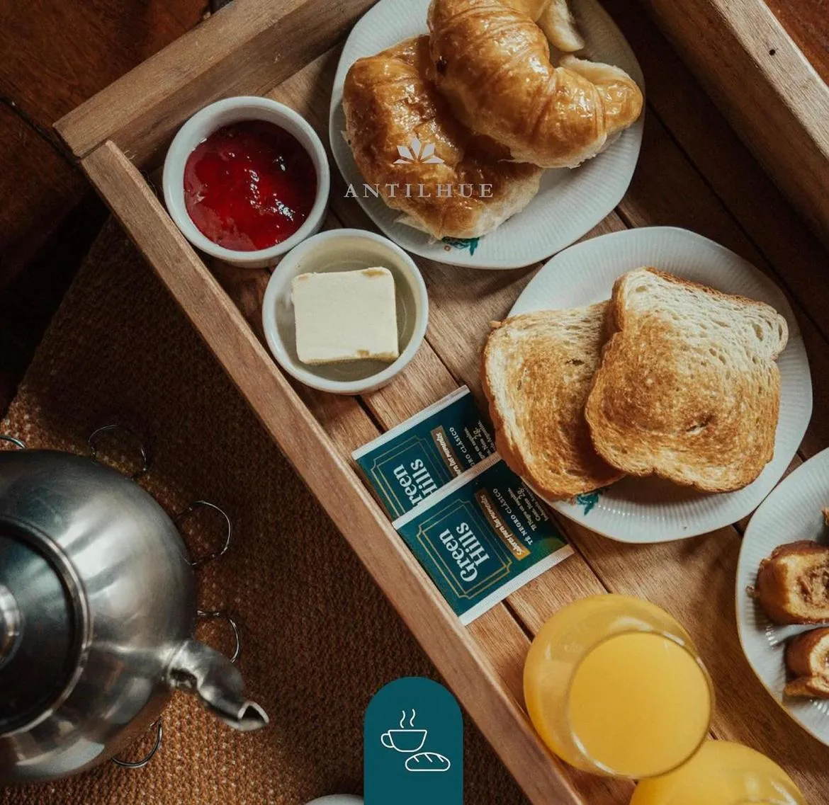 Breakfast in Cabañas Antilhue