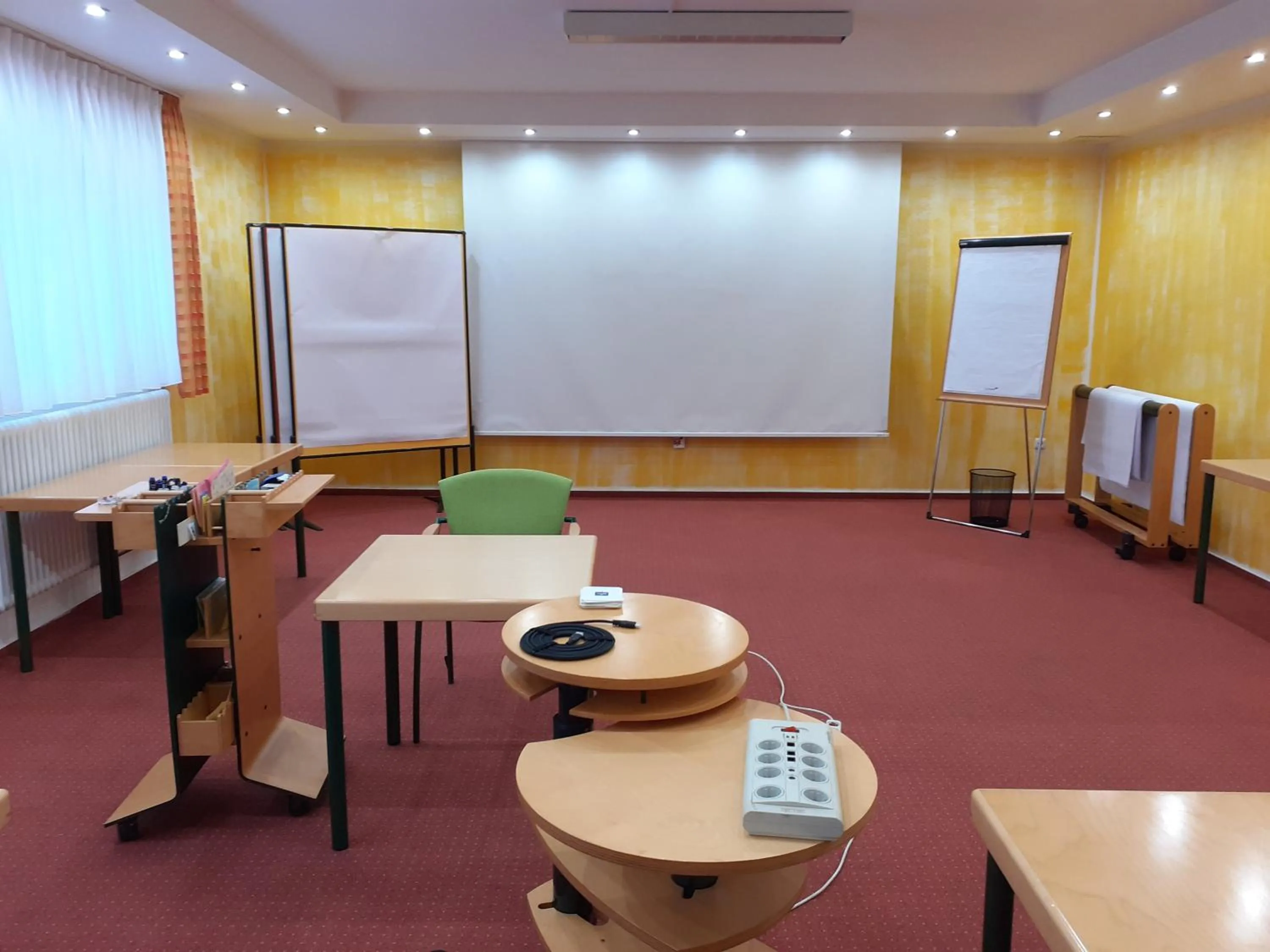 Banquet/Function facilities in Land-gut-Hotel Zum alten Forsthaus - Aufladestation für Elektroautos