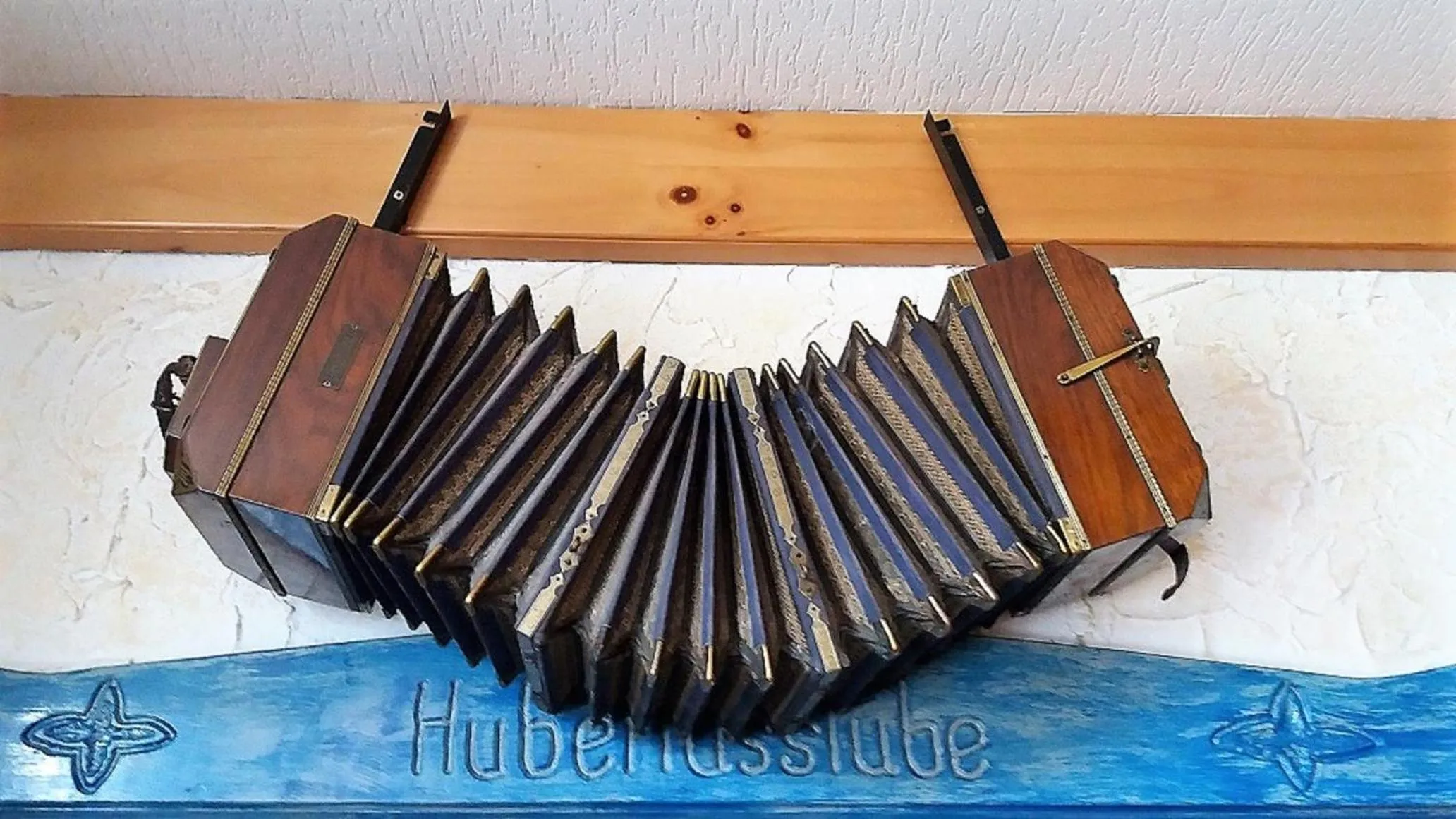 Lounge or bar in Land-gut-Hotel Zum alten Forsthaus - Aufladestation für Elektroautos