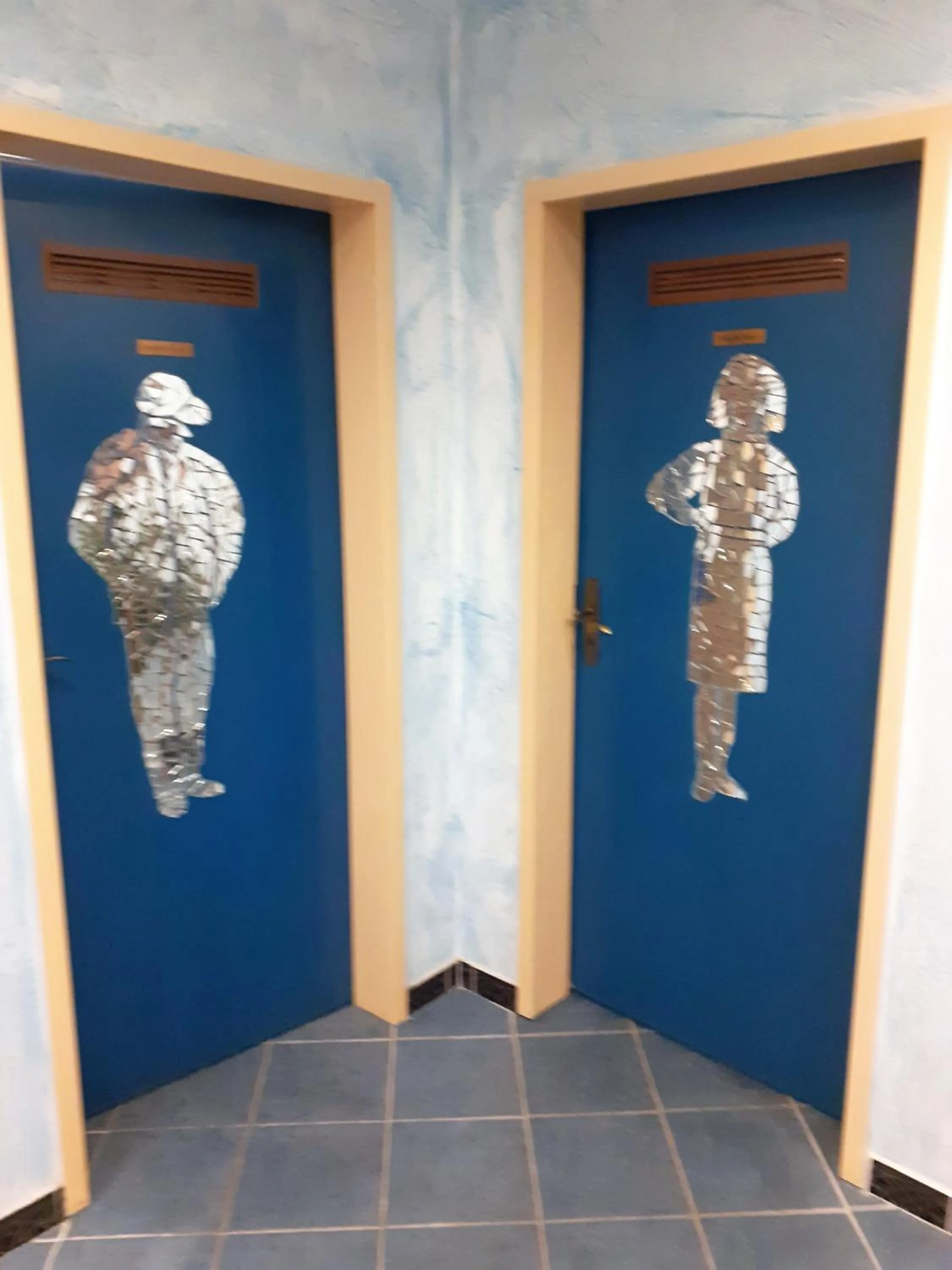 Fitness centre/facilities in Land-gut-Hotel Zum alten Forsthaus - Aufladestation für Elektroautos