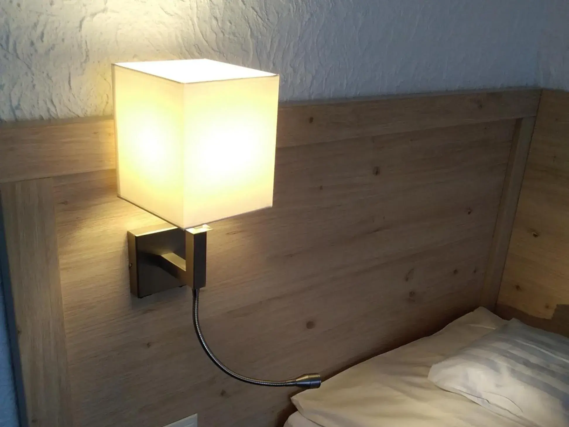 Single Room in Land-gut-Hotel Zum alten Forsthaus - Aufladestation für Elektroautos Single Room in Land-gut-Hotel Zum alten Forsthaus - Aufladestation für Elektroautos