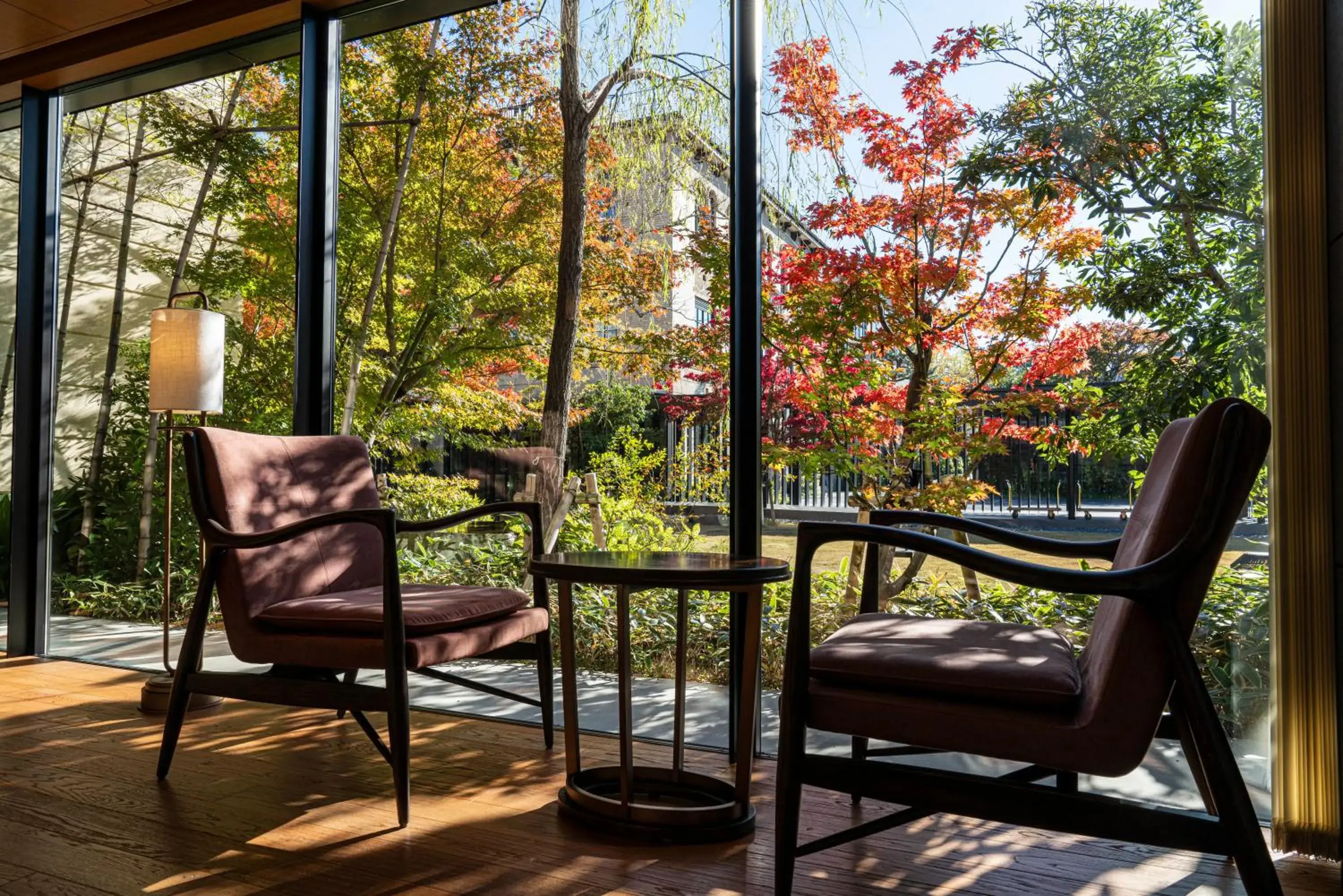 Lounge or bar in The Hotel Seiryu Kyoto Kiyomizu - a member of the Leading Hotels of the World- Lounge or bar in The Hotel Seiryu Kyoto Kiyomizu - a member of the Leading Hotels of the World-