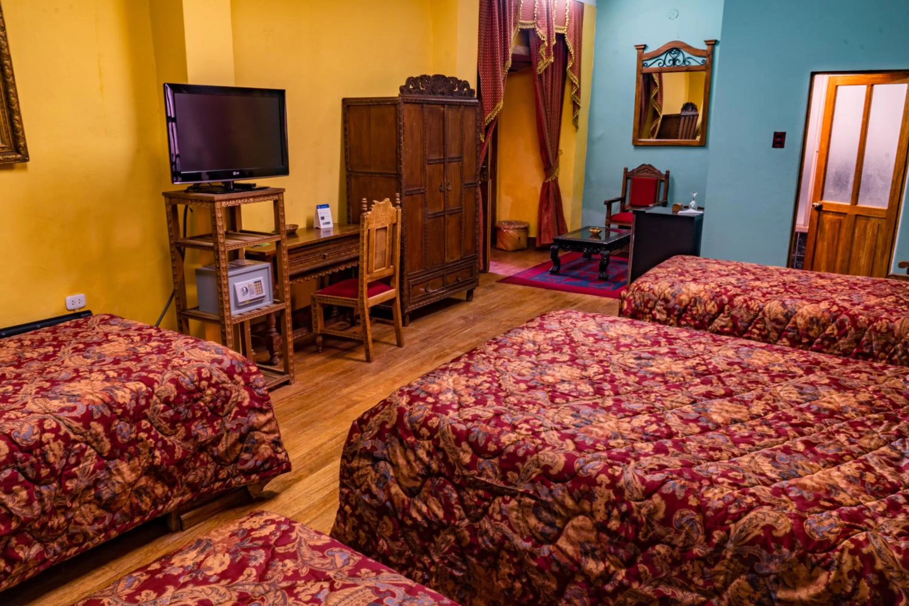 Bed in Hotel Marqueses