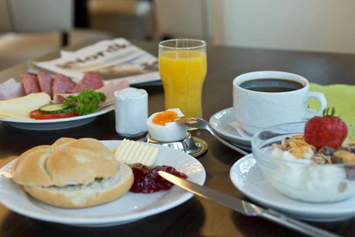 Continental breakfast in Hotel Reutereiche