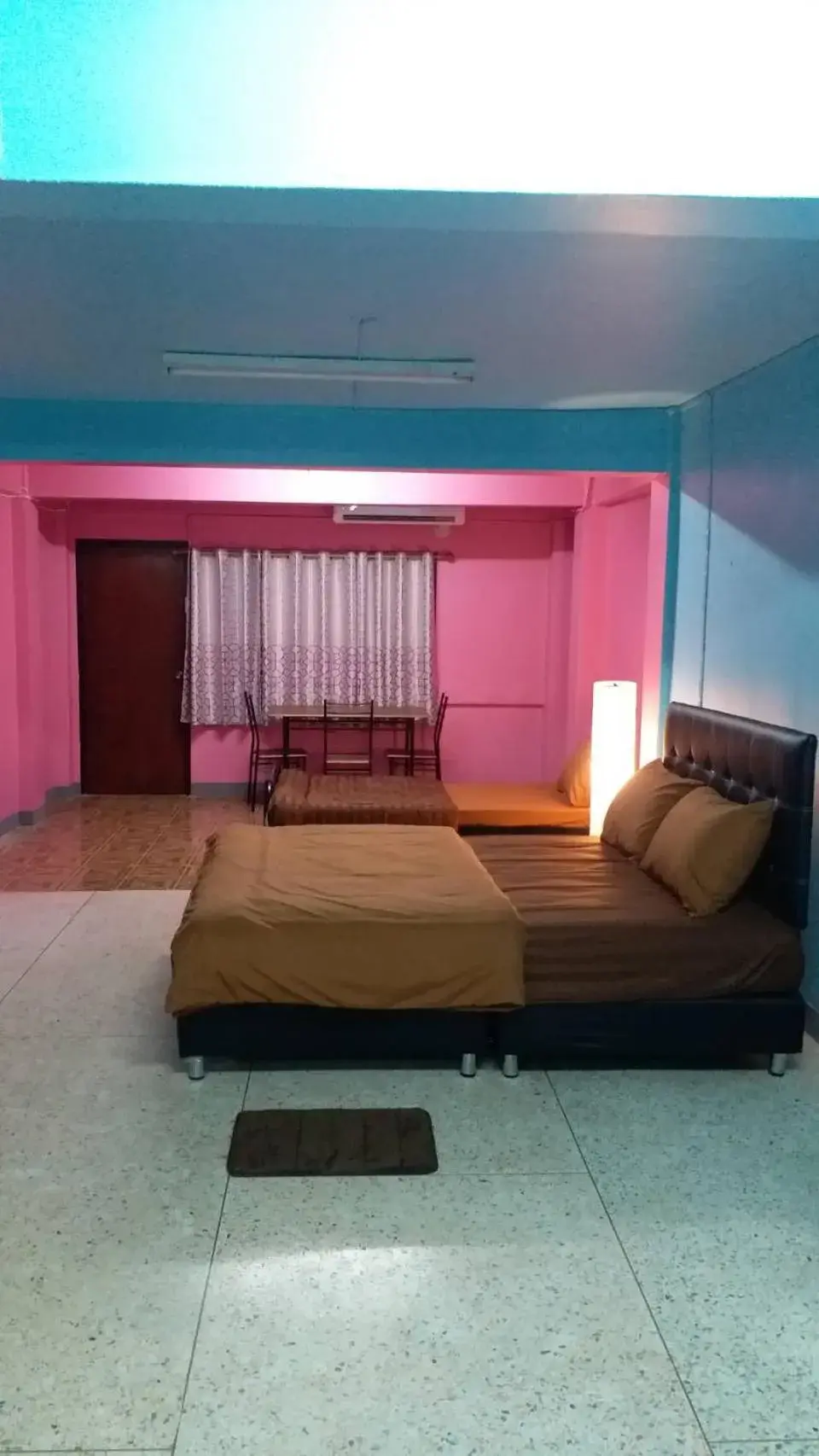 Photo of the whole room, Bed in GATE 14 Inn Photo of the whole room, Bed in GATE 14 Inn