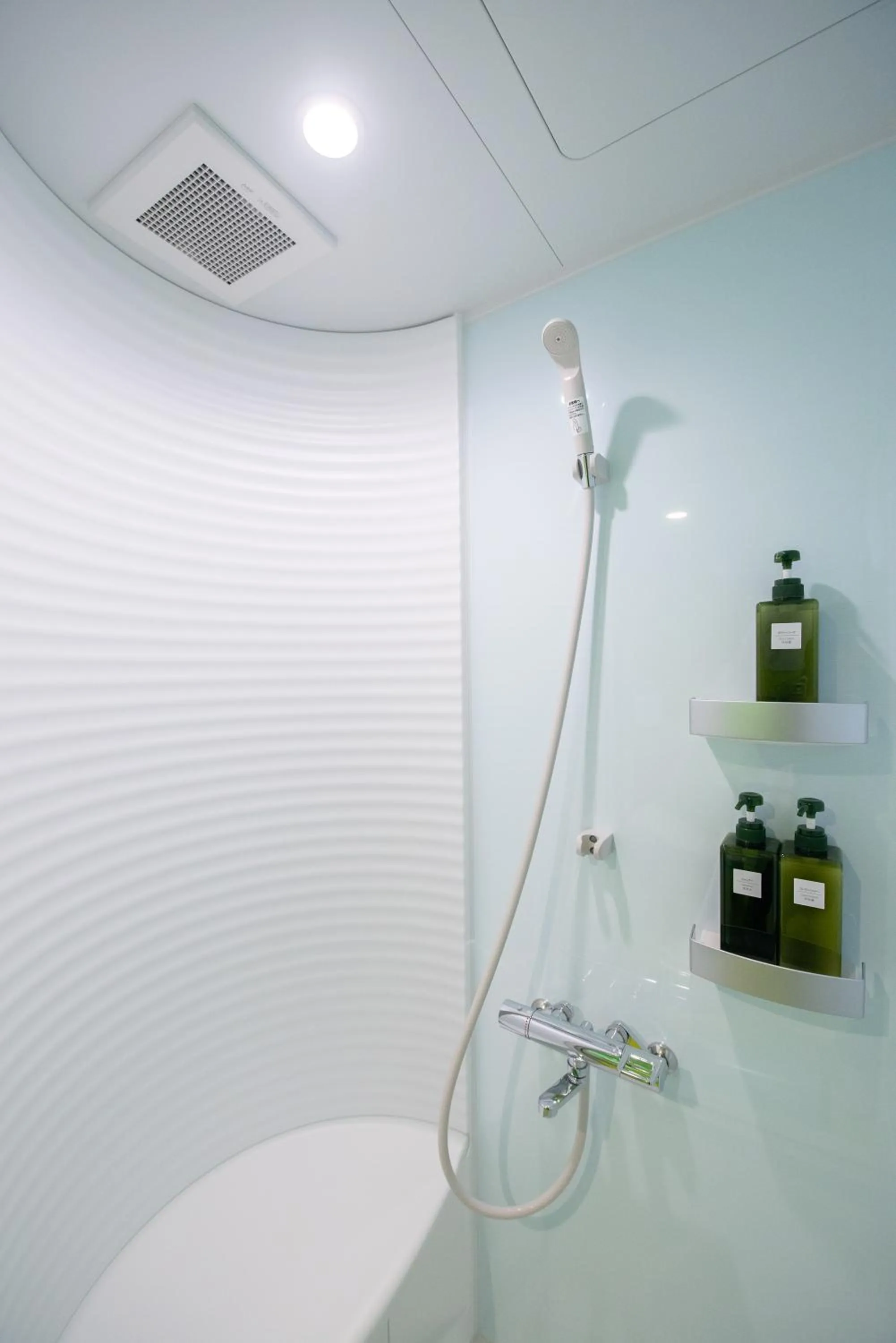 Shower in bmj Hyakunincho