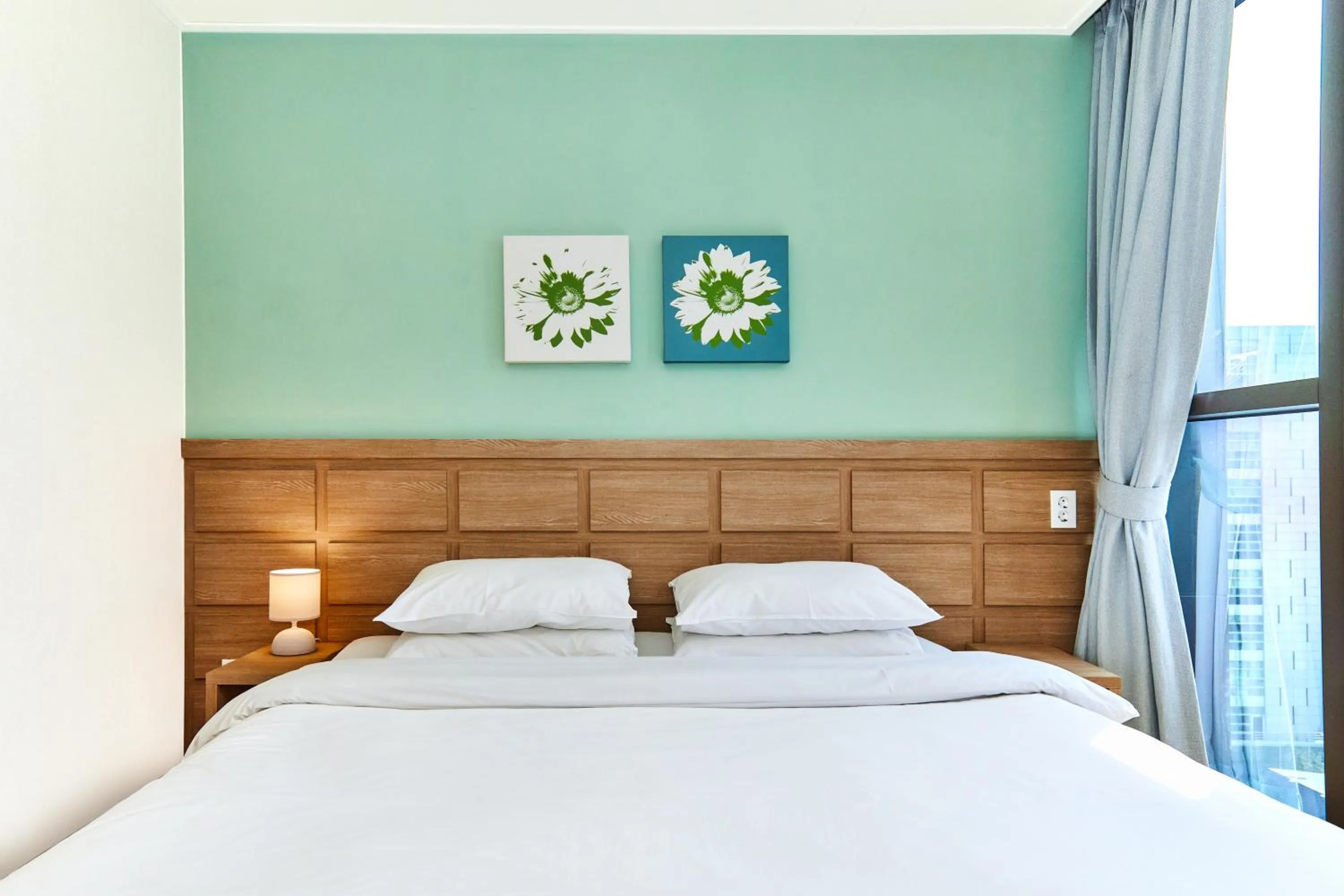 Bed in Hotel POCO Seongsu