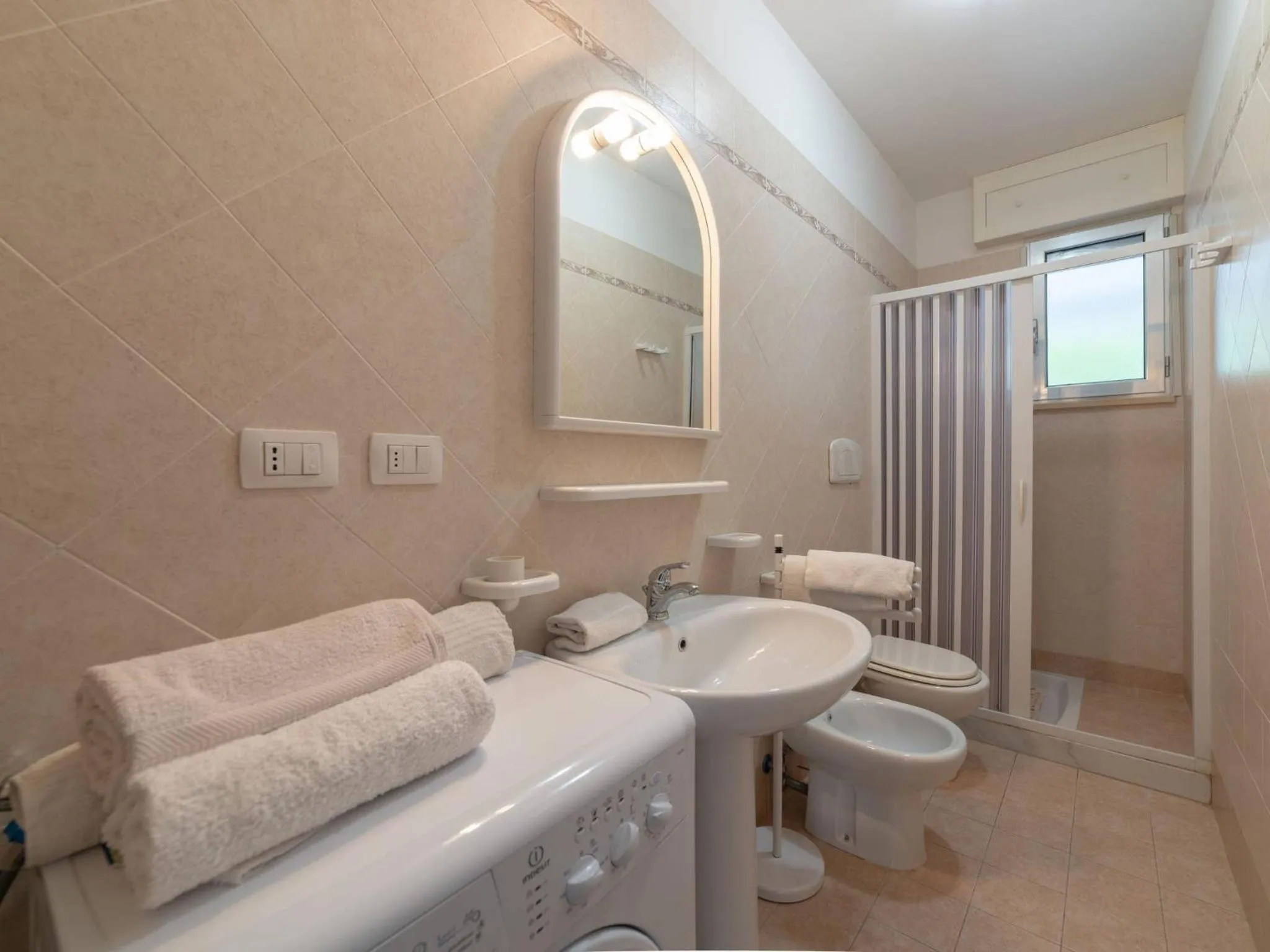 Bright Apartment asia Near The Beach In Otranto