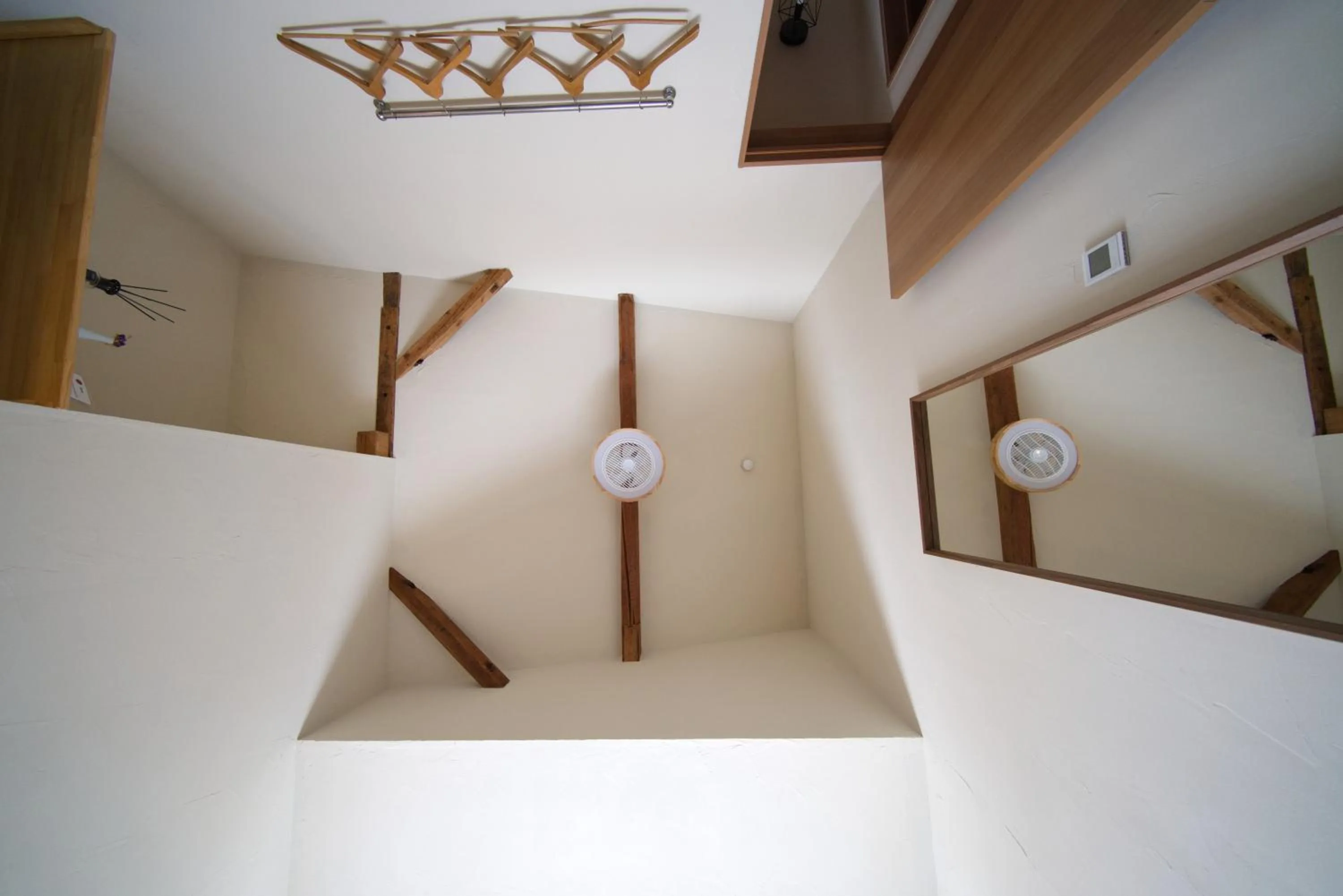 wardrobe in Japan Snowsports