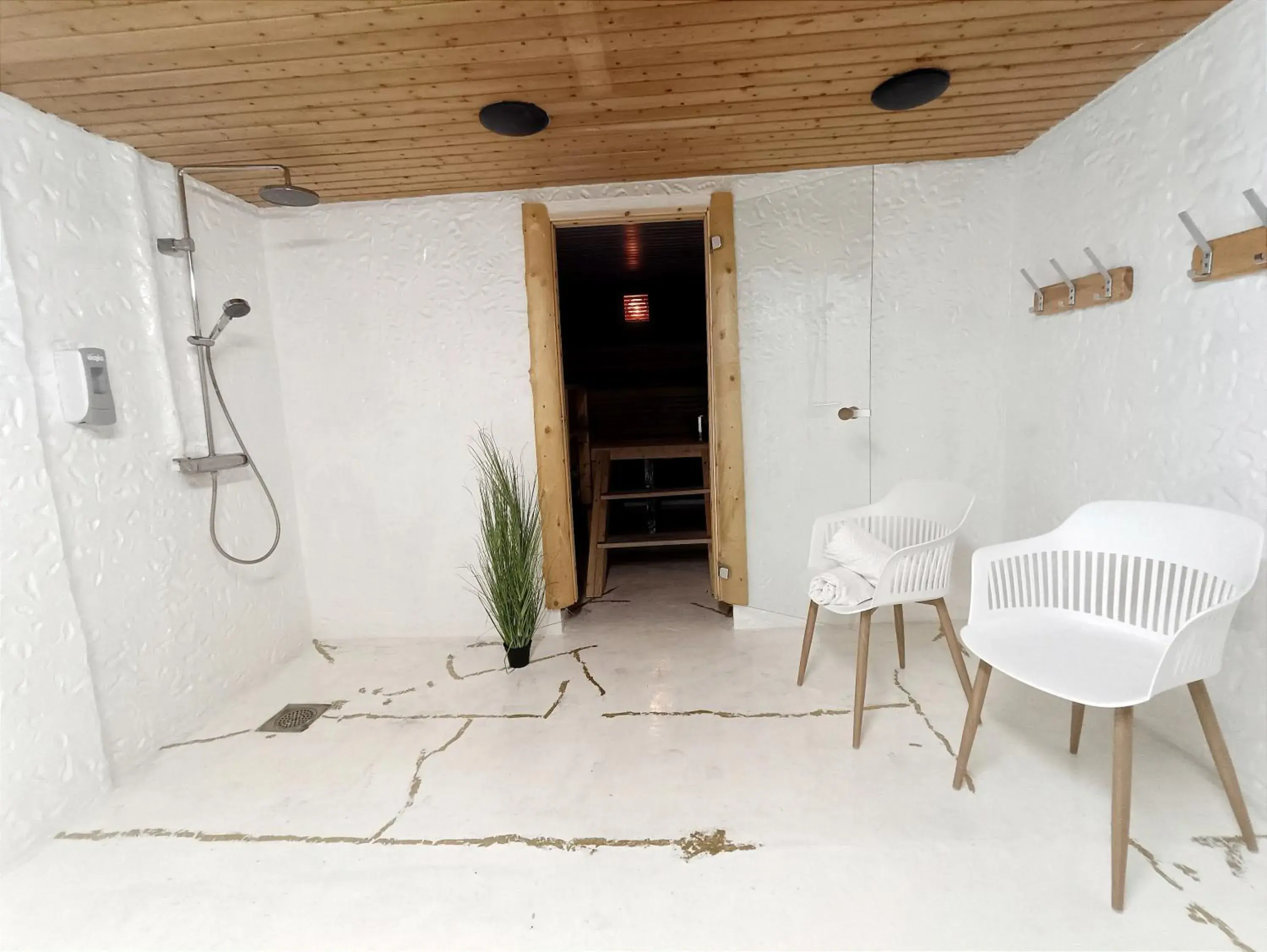 Family Room with Lake View in Hostel Aurora Family Room with Lake View in Hostel Aurora