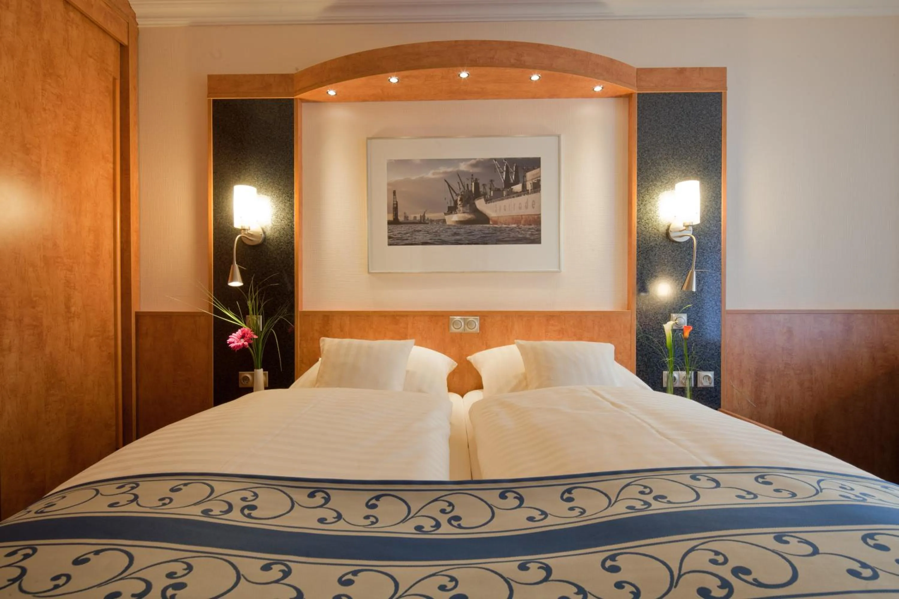 Bed in Apartment-Hotel Hamburg Mitte