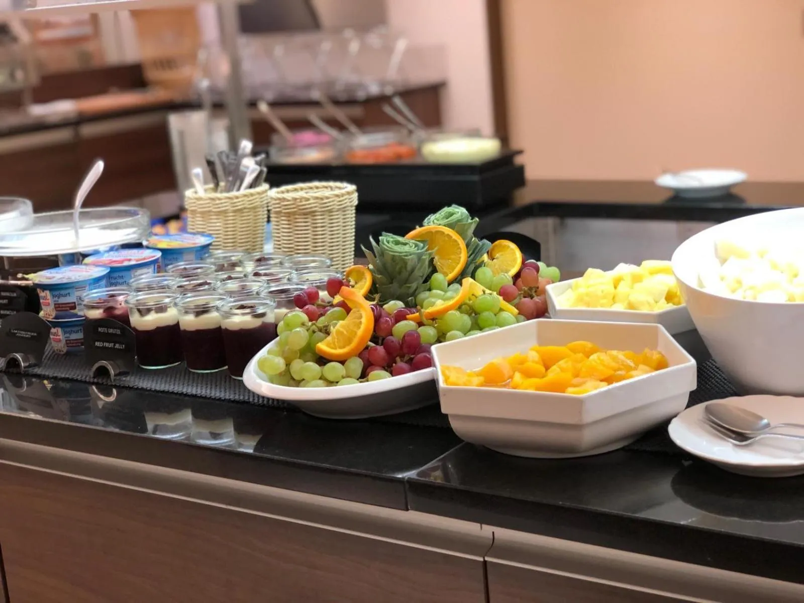 Restaurant/places to eat in Apartment-Hotel Hamburg Mitte