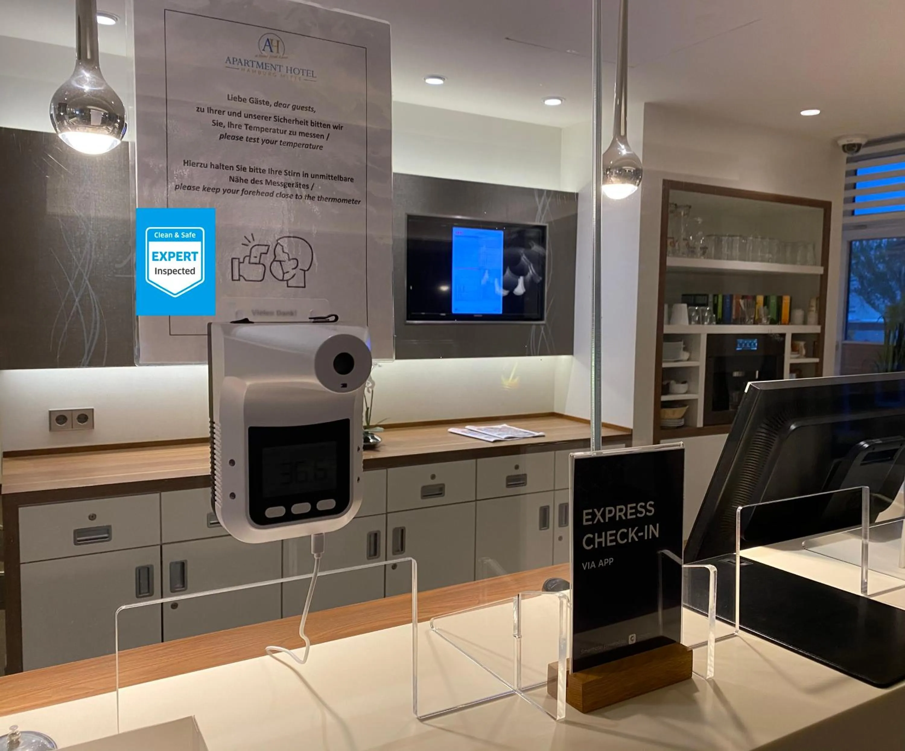 Lobby or reception in Apartment-Hotel Hamburg Mitte