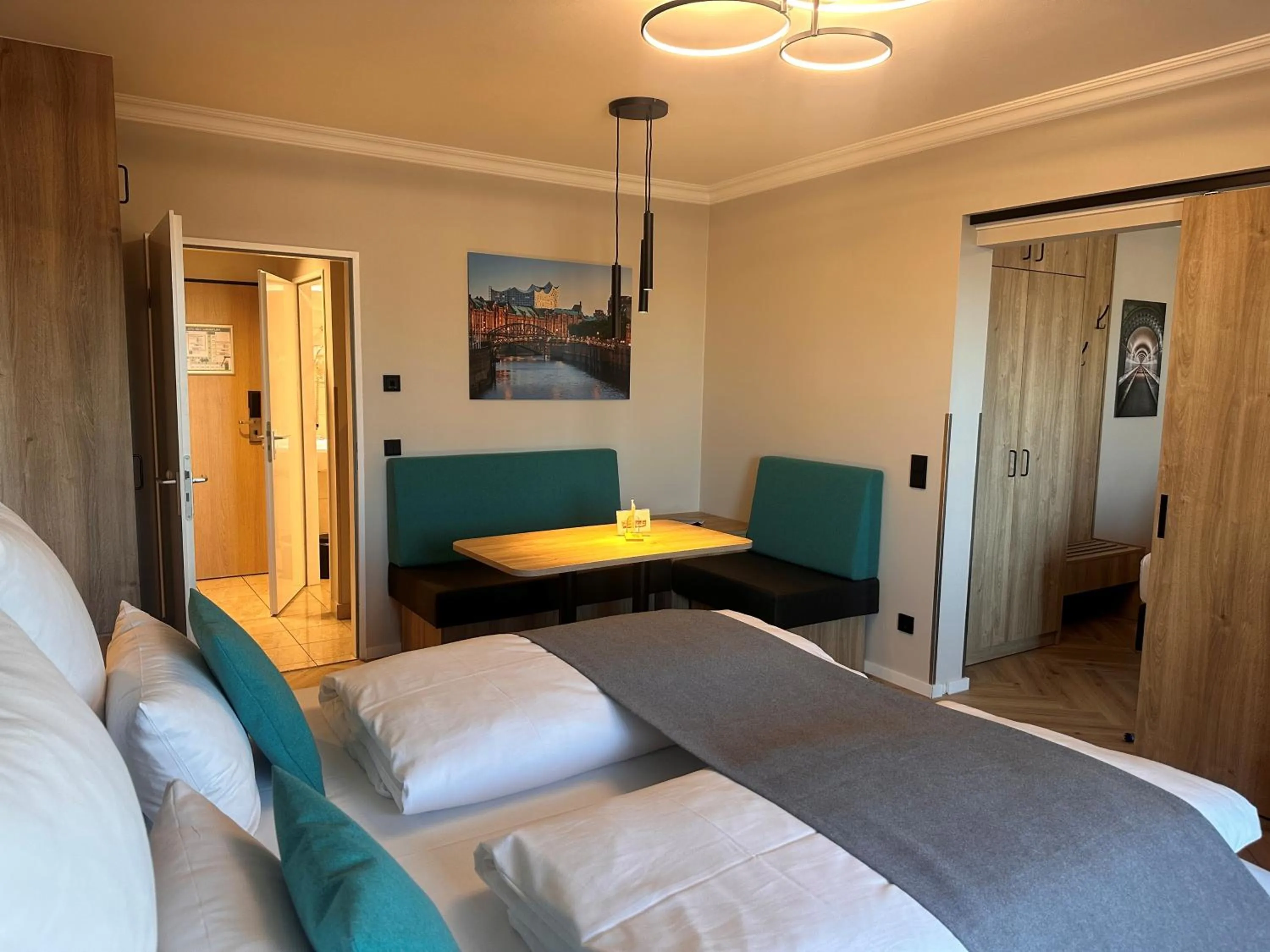 Bed in Apartment-Hotel Hamburg Mitte