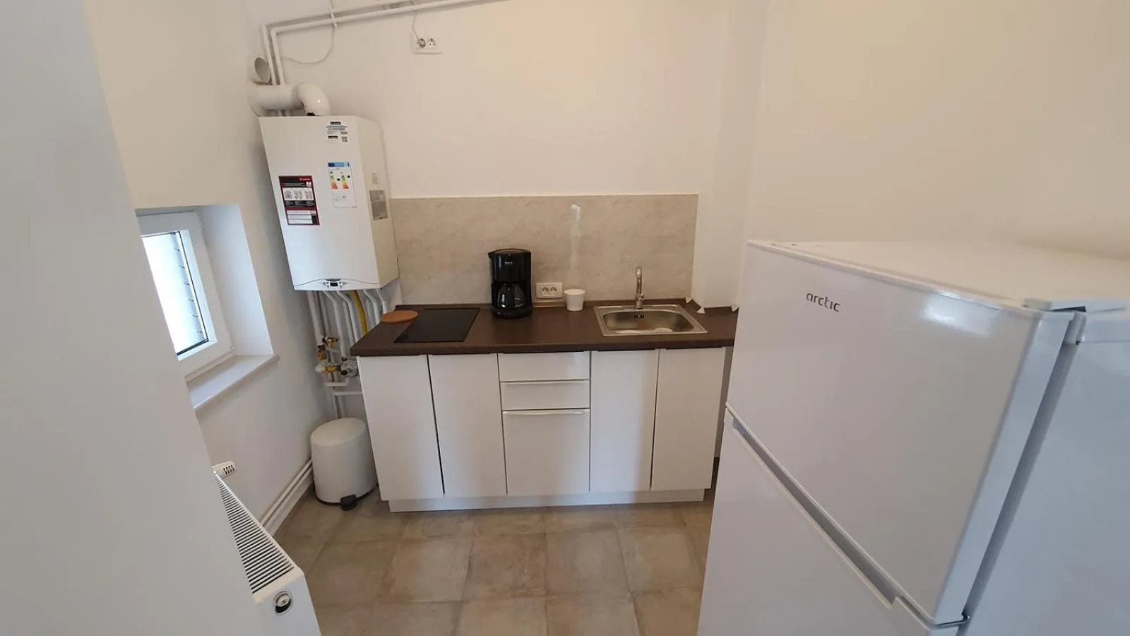 Kitchen or kitchenette in Casa Florescu 13