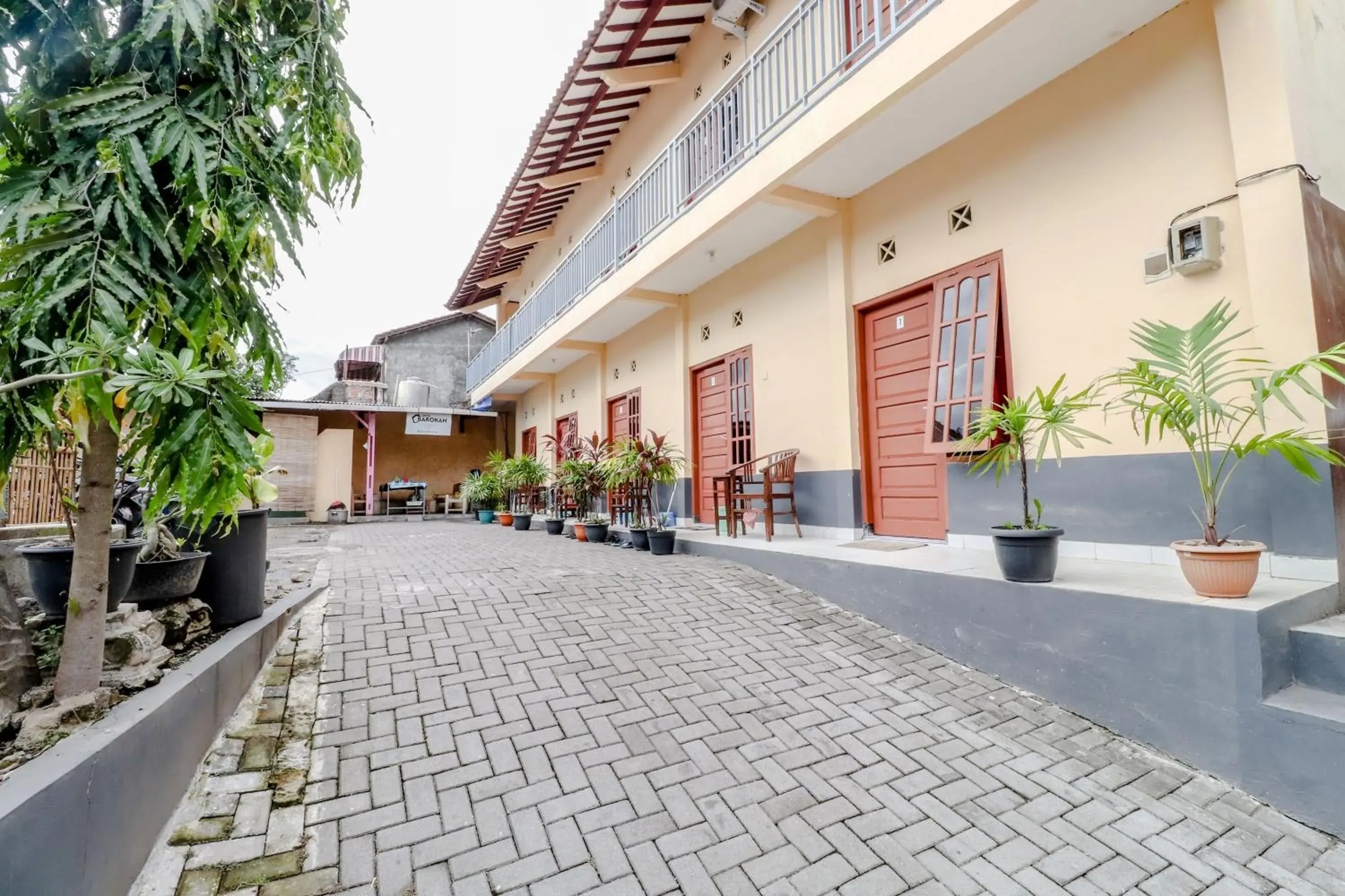 Property building in Griya Barokah Property building in Griya Barokah