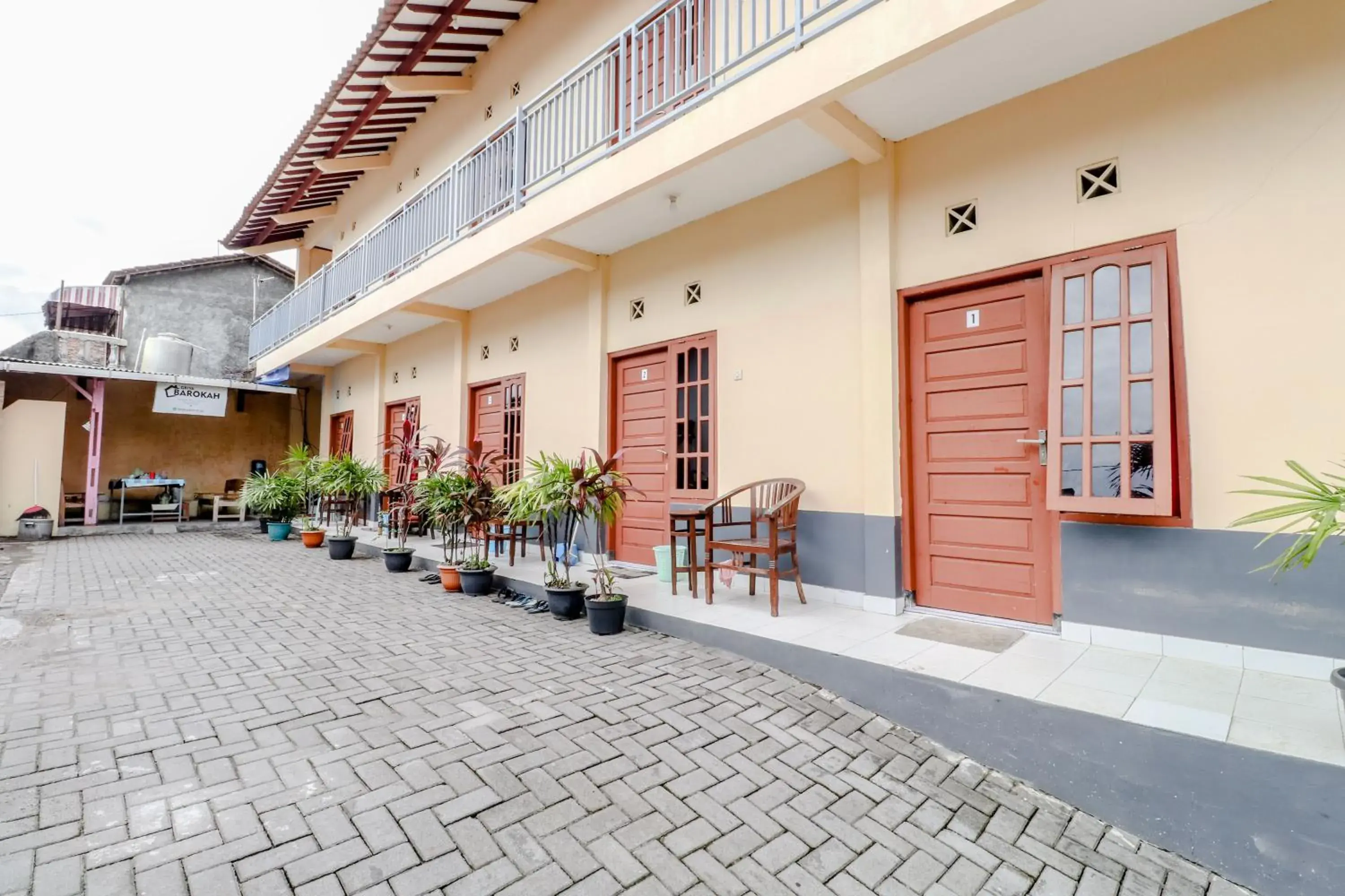 Property building in Griya Barokah Property building in Griya Barokah