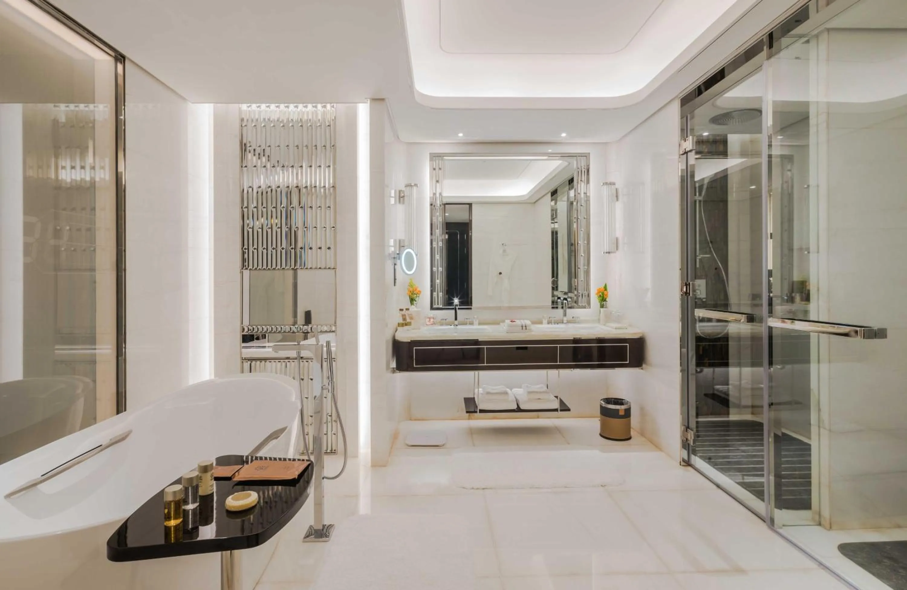 Bathroom in Narcissus Al Hamra Hotel Jeddah