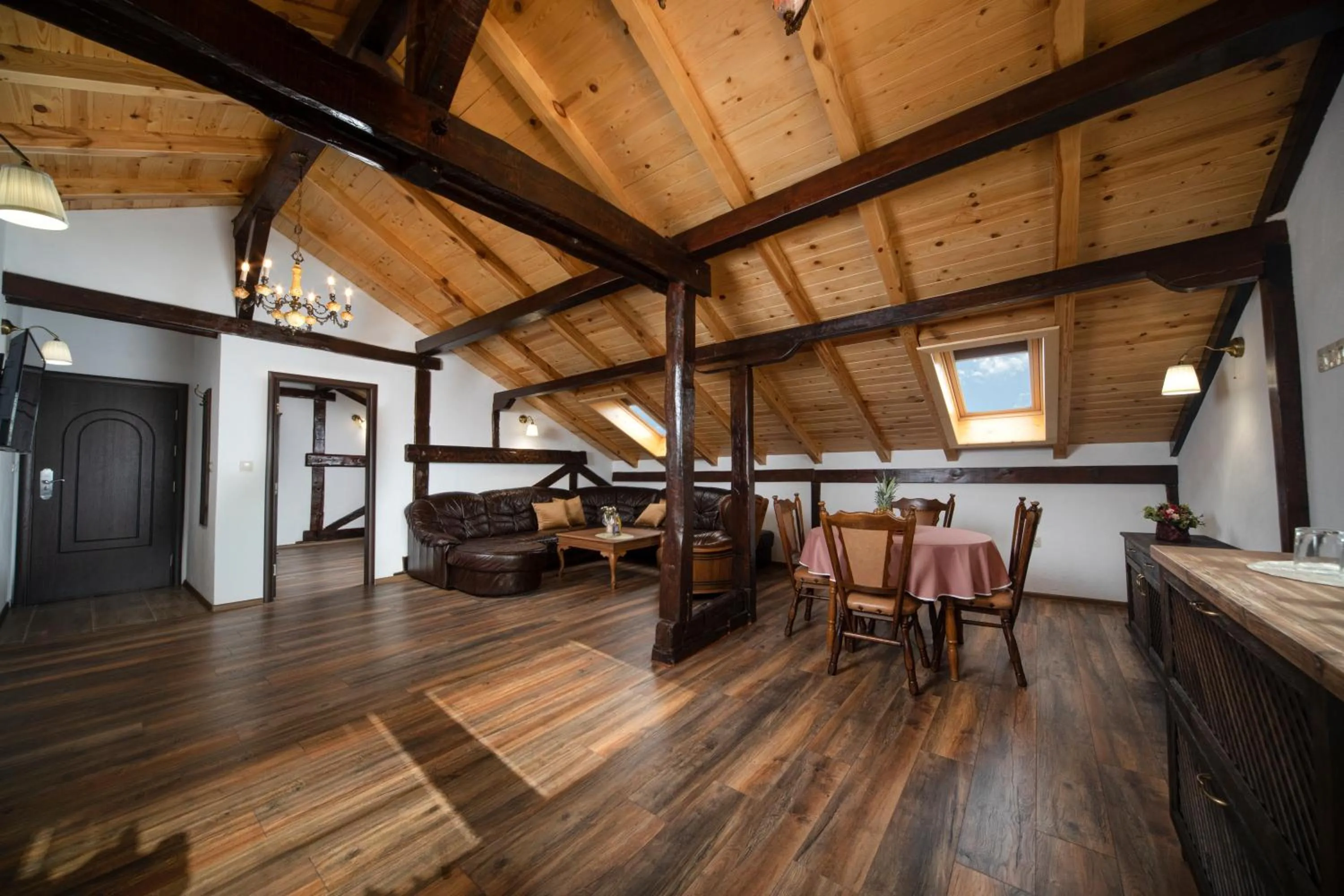 Living room in Hotel Antique - free private parking