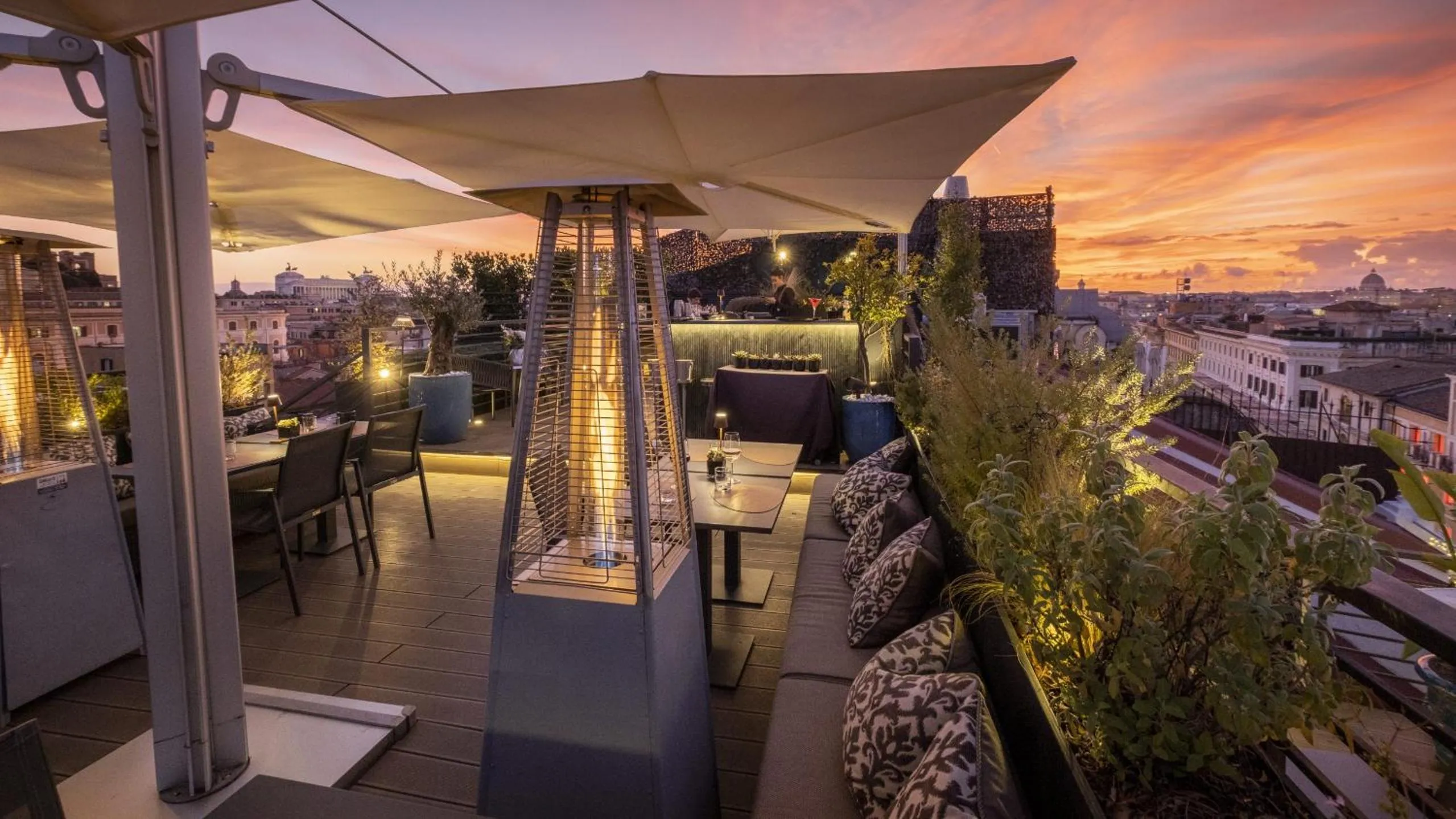 Balcony/Terrace in U-Visionary Roma Hotel