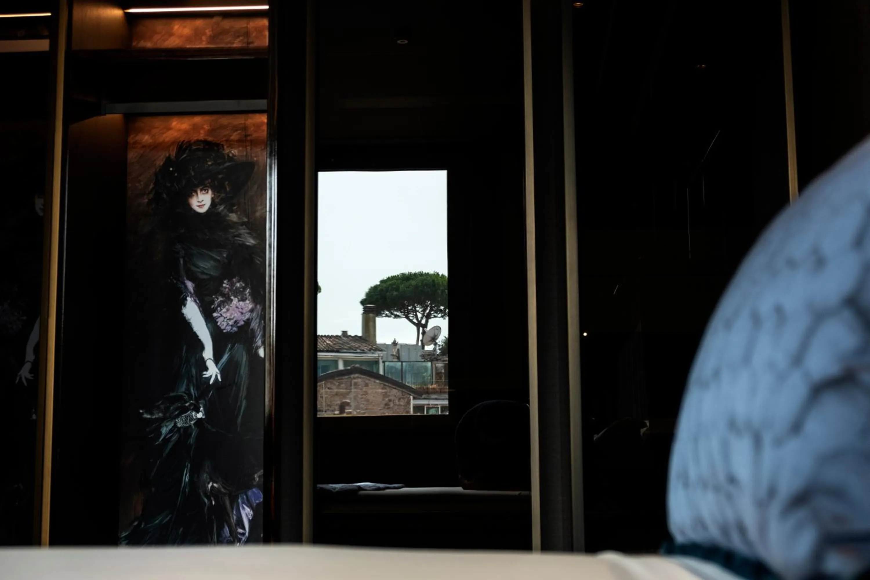 Bed in U-Visionary Roma Hotel