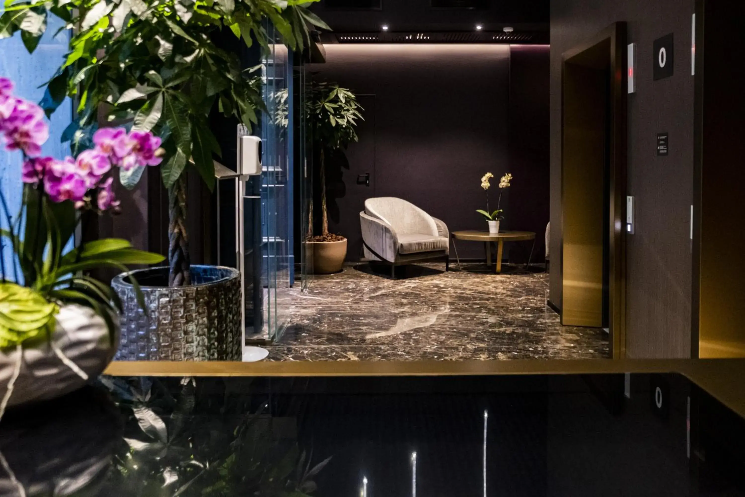 Lobby or reception in U-Visionary Roma Hotel Lobby or reception in U-Visionary Roma Hotel