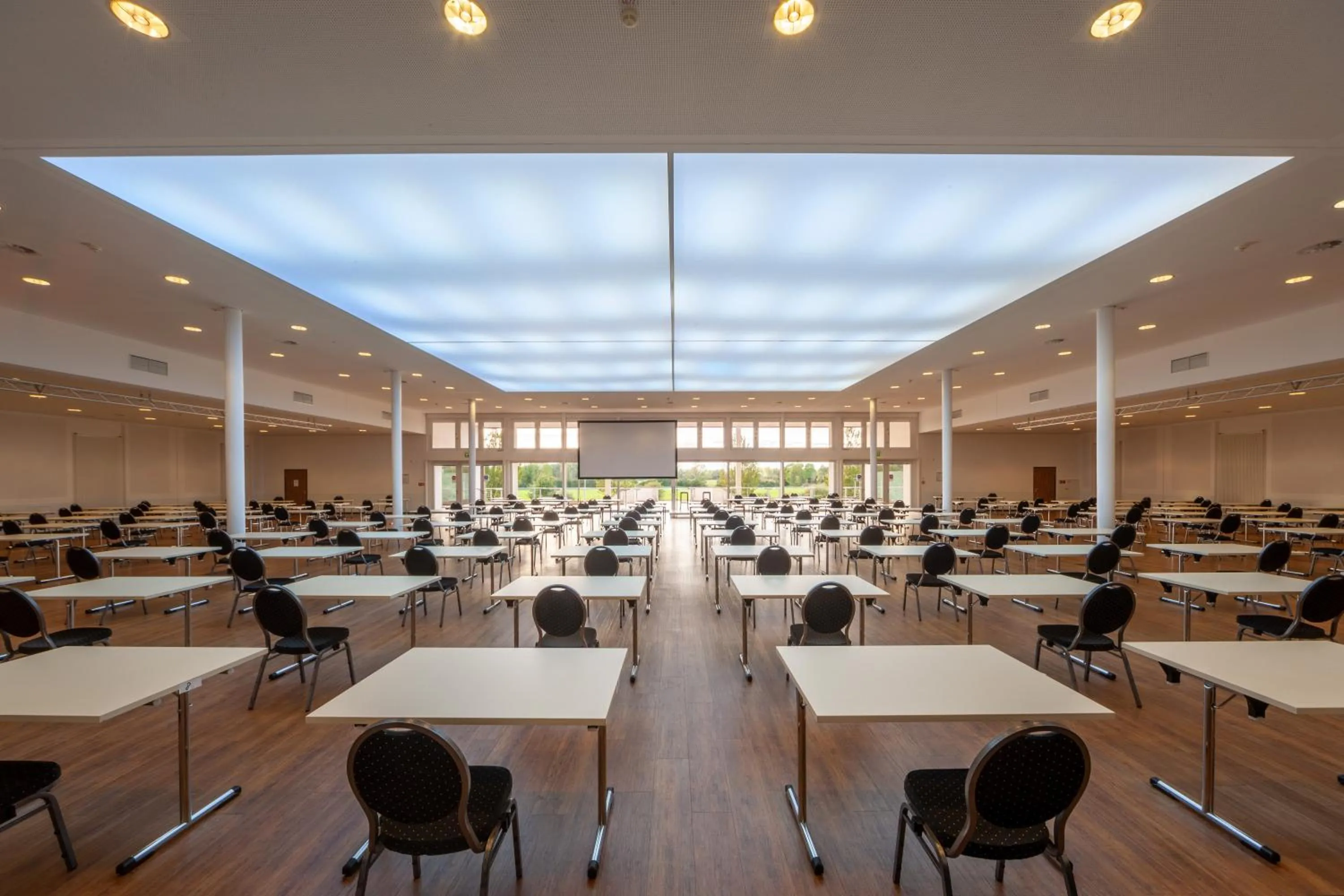 Meeting/conference room in Designhotel + CongressCentrum Wienecke XI.