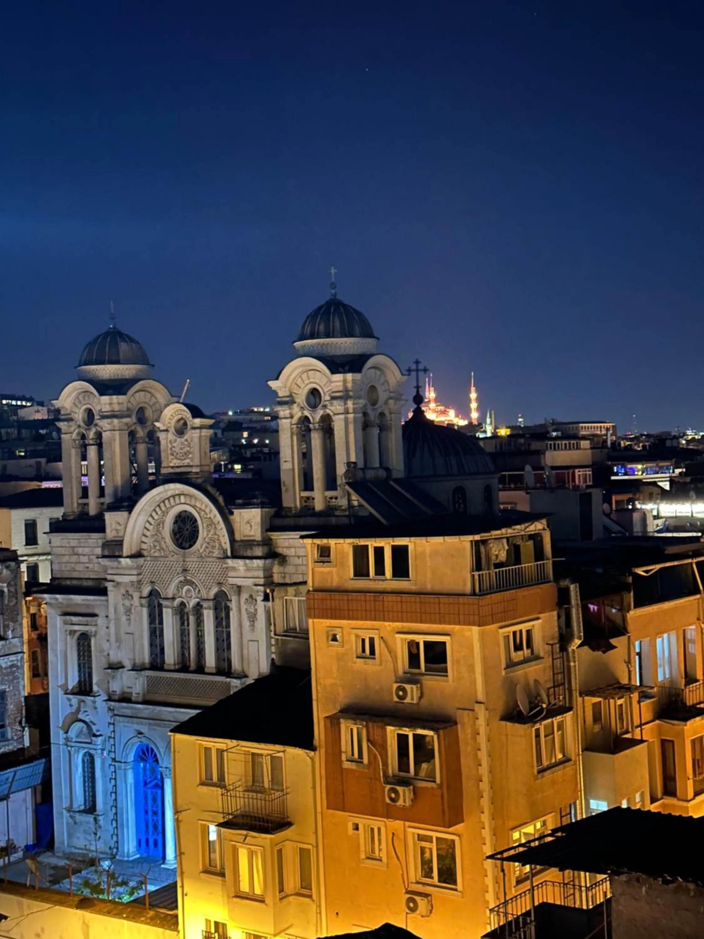 Ada Apart Hotel