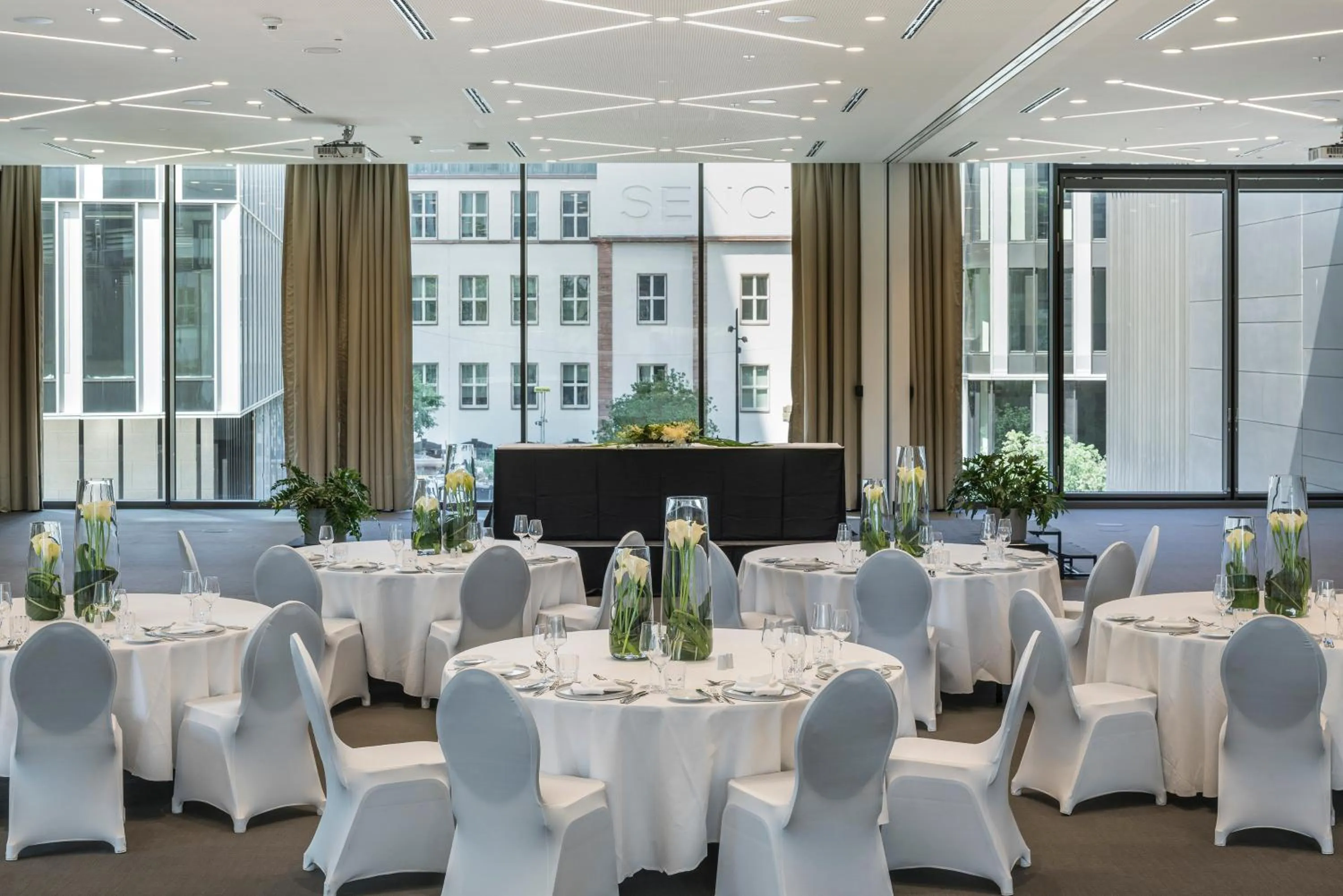 Meeting/conference room in Meliá Frankfurt City